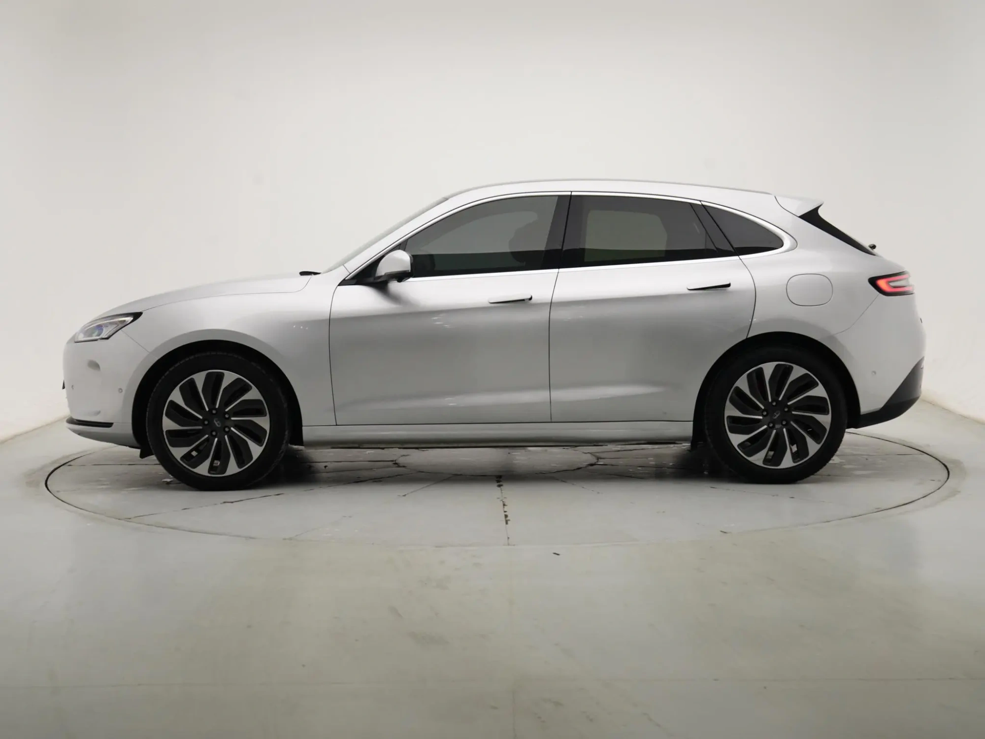 AITO Ask the world M5 Extended range four-wheel drive performance version