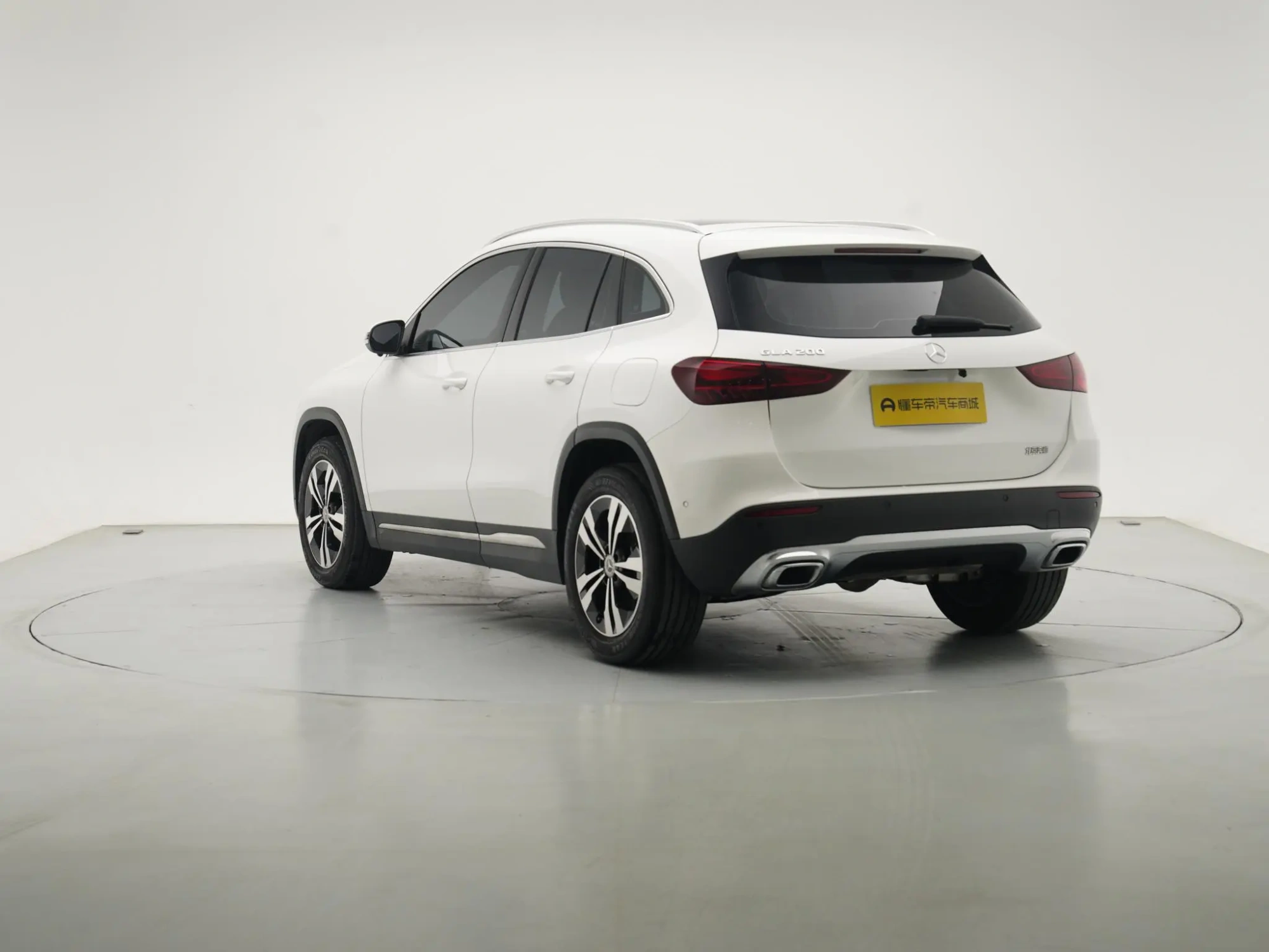 Mercedes-Benz Mercedes-Benz GLA GLA 200