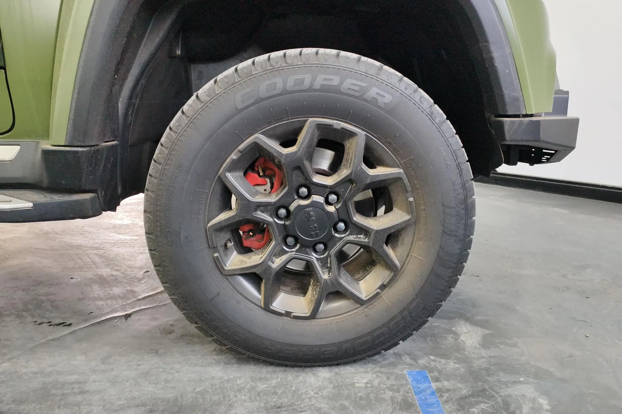 Beijing Beijing off-road BJ40 2.0D automatic four-wheel drive blade Hero version knight type