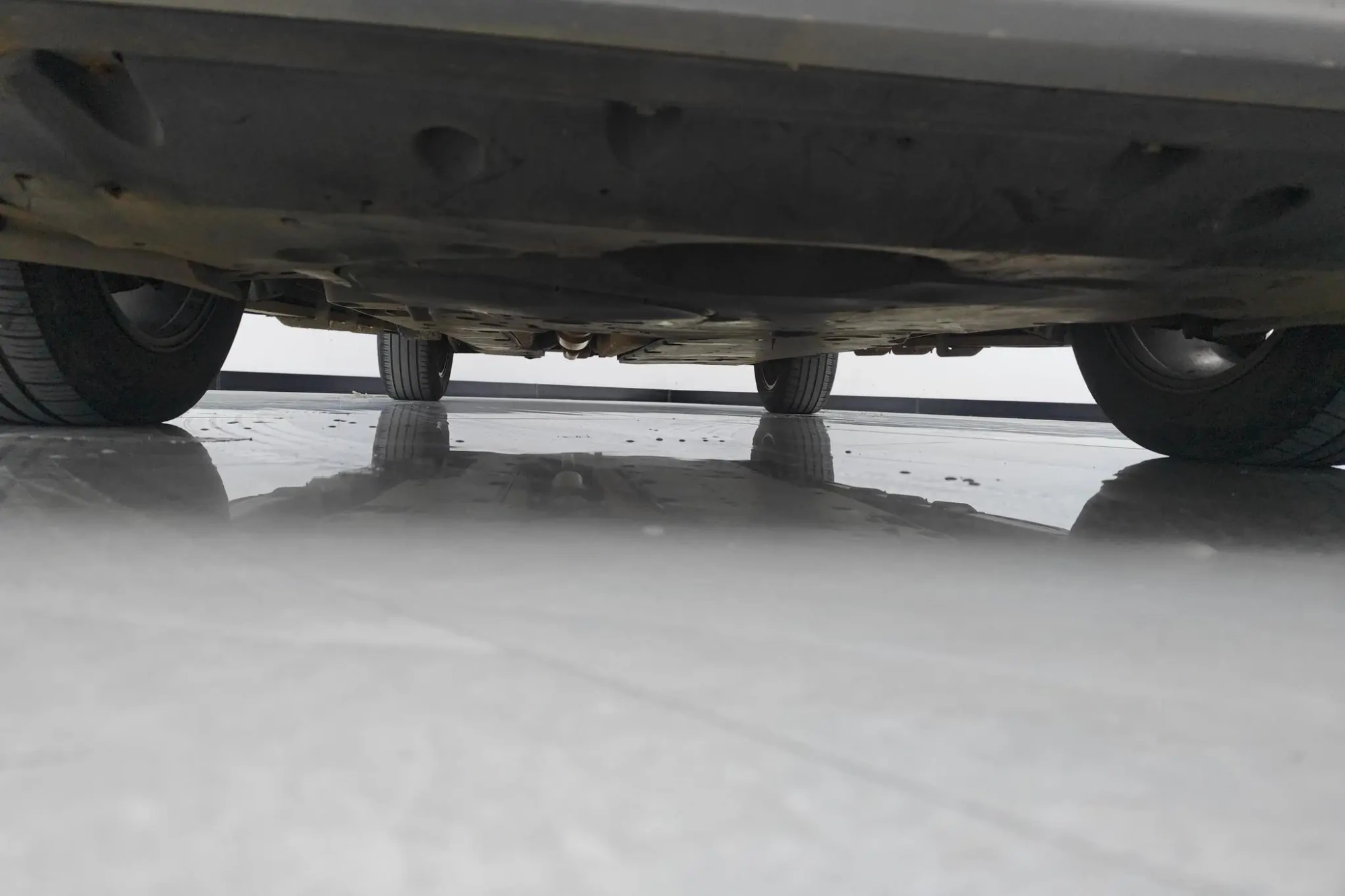 TOYOTA RAV4 Rongfang 2.0L CVT two-wheel drive fashion version
