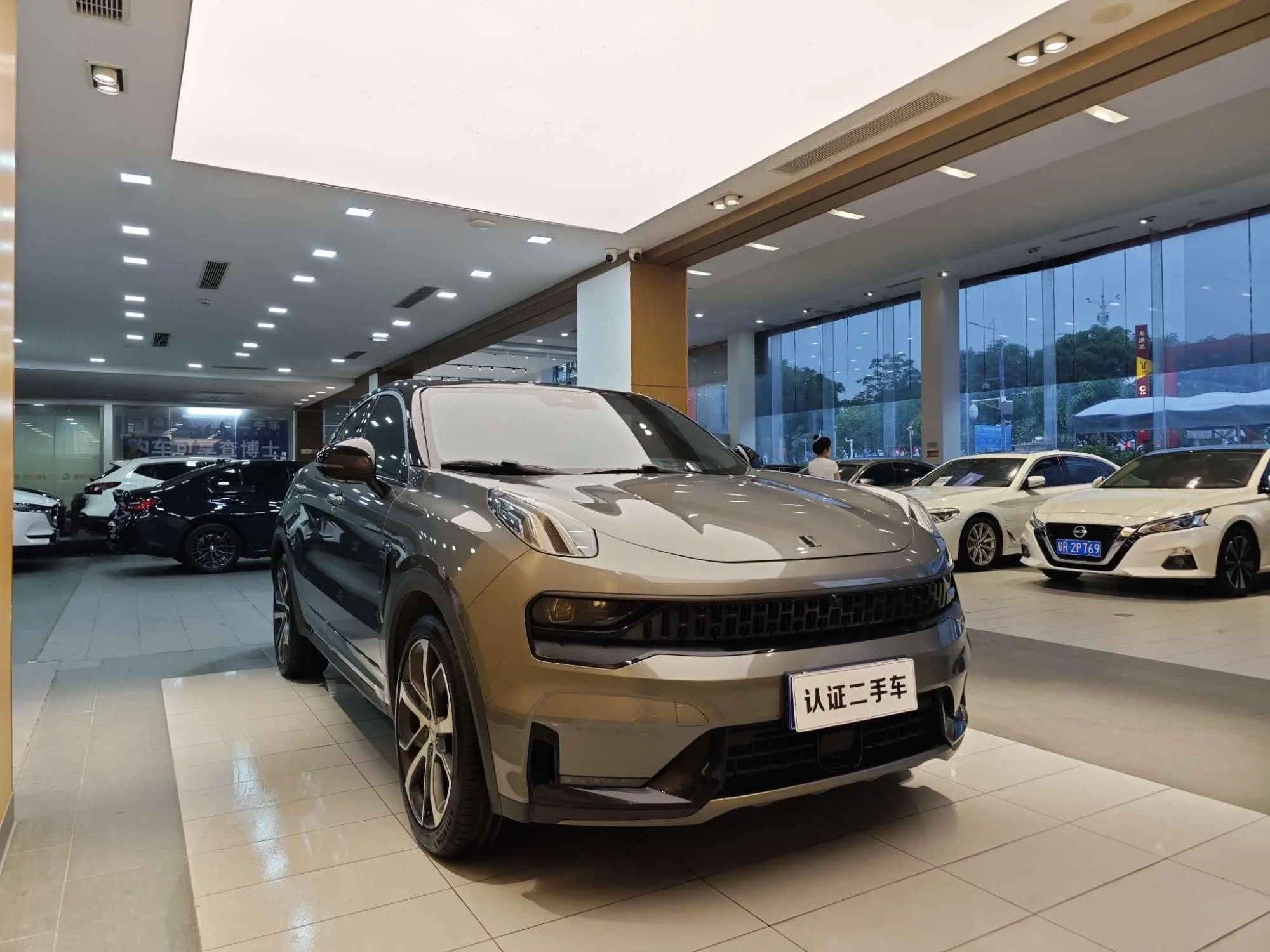 LYNK & CO Lynk 05 2.0TD four-wheel drive Halo