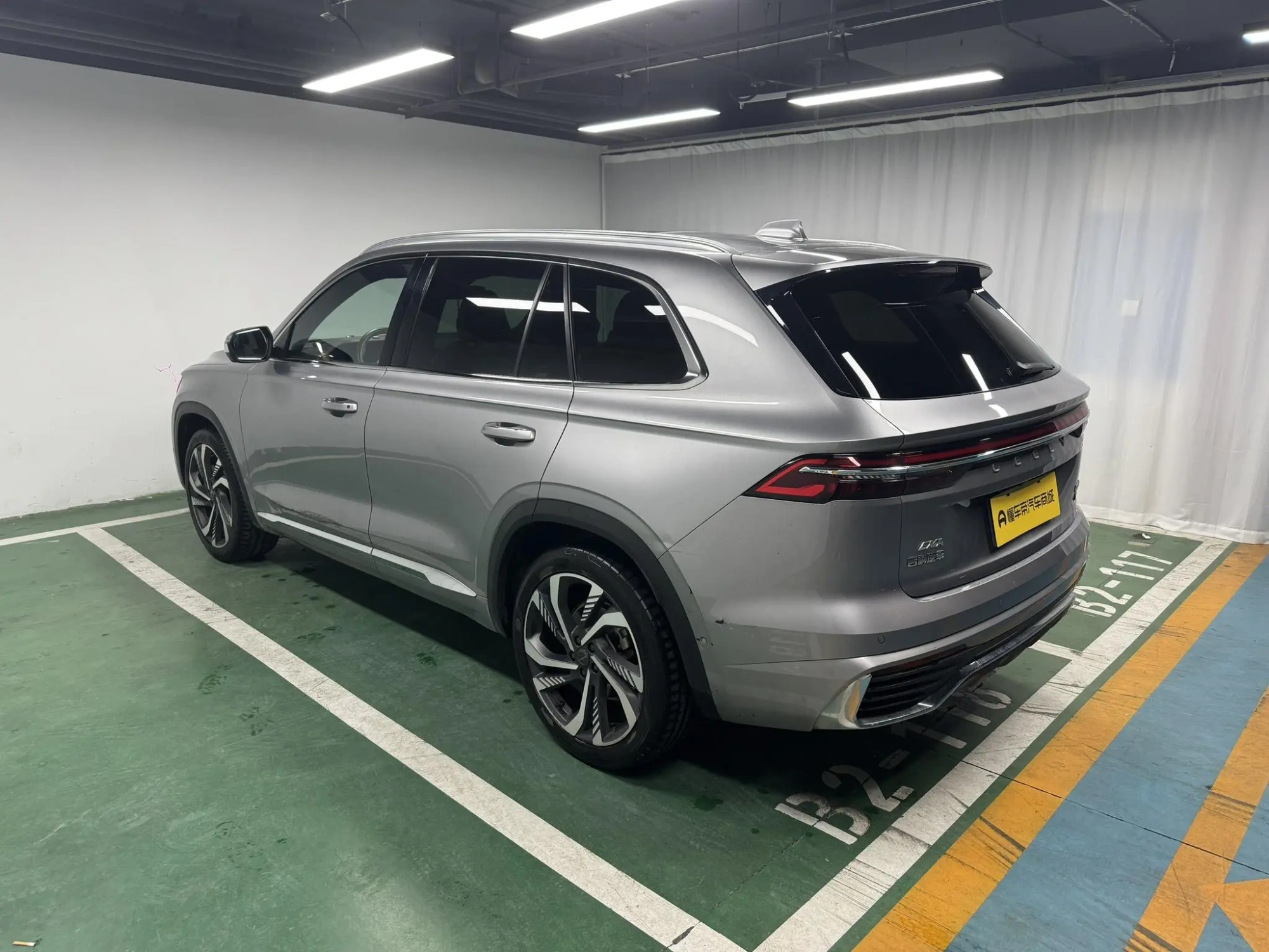 Geely Xingyue L 2.0TD high-power automatic four-wheel drive flagship type