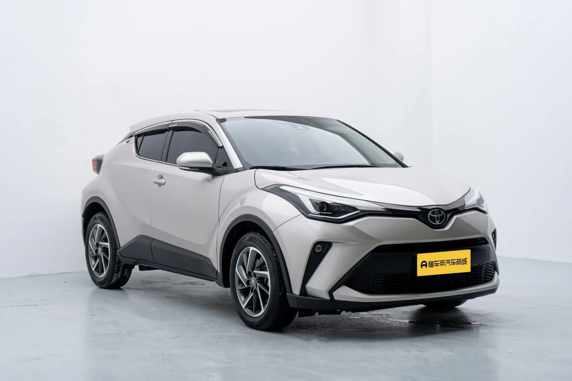TOYOTA Toyota C-HR 2.0L Deluxe Edition