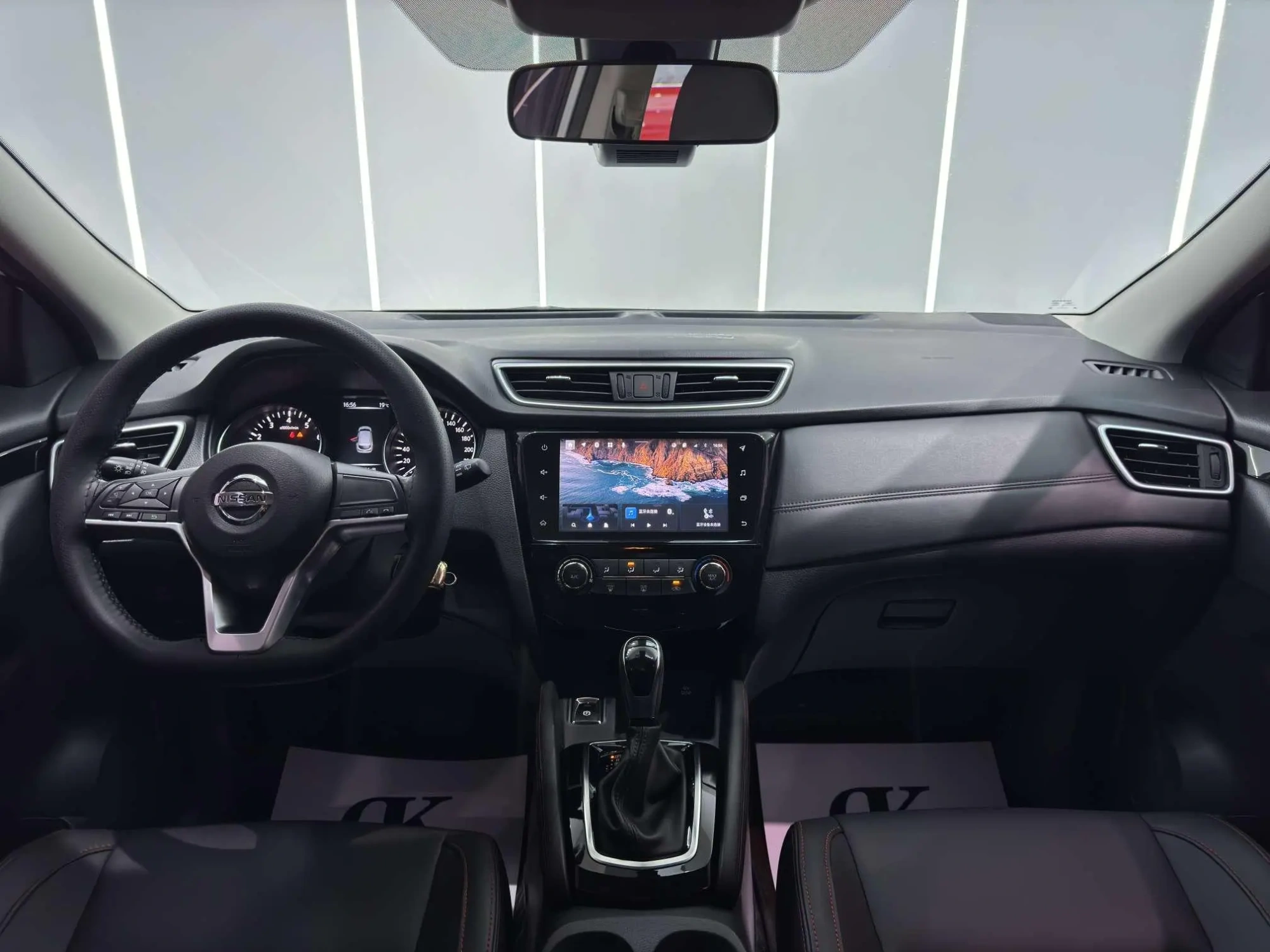 Nissan Qashqai 2.0 L XV Smart Edition