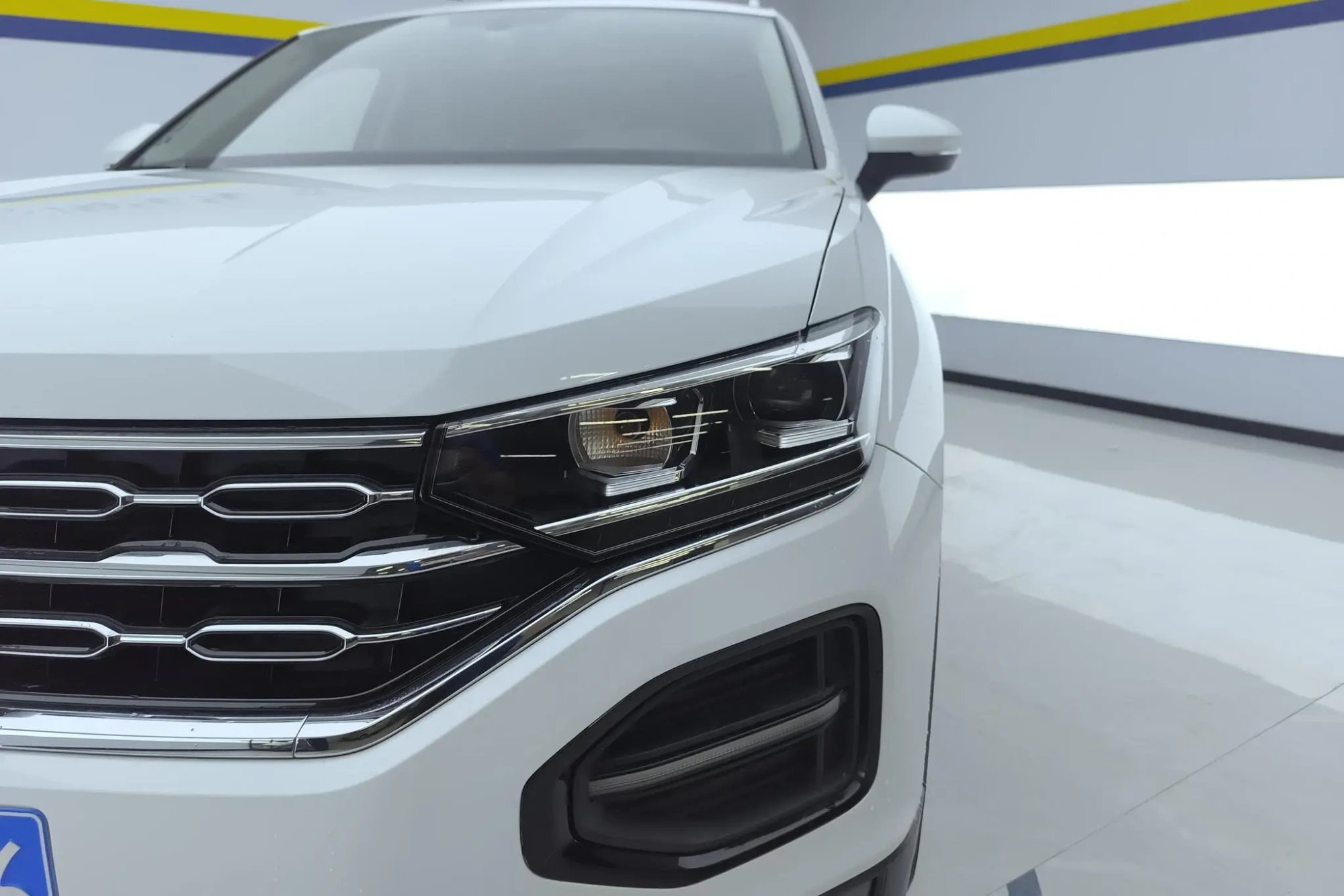 Volkswagen Tanyue 330TSI two-wheel drive luxury country VI