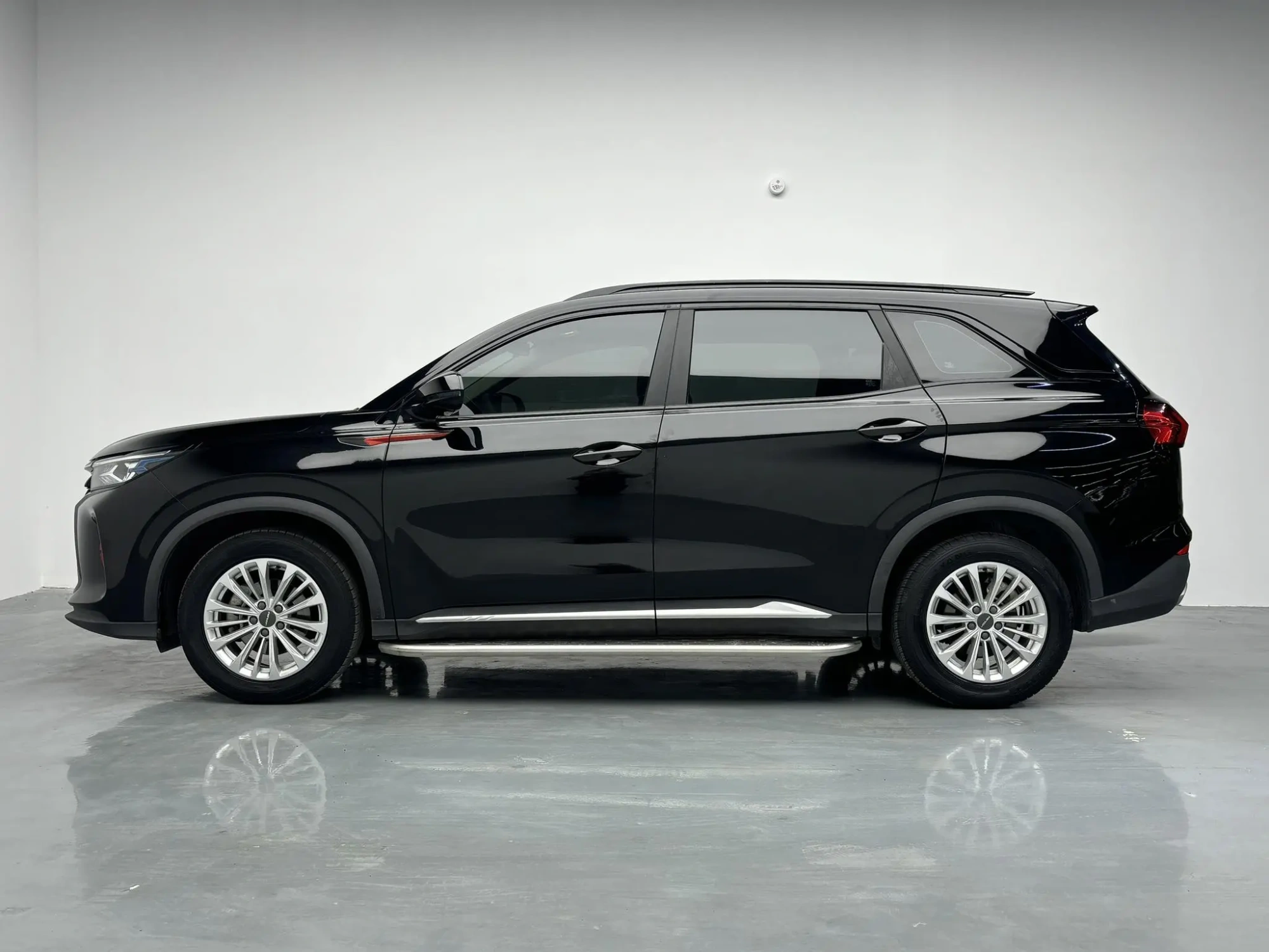 Dongfeng Fengguang Scenery 580 1.5T automatic luxury type