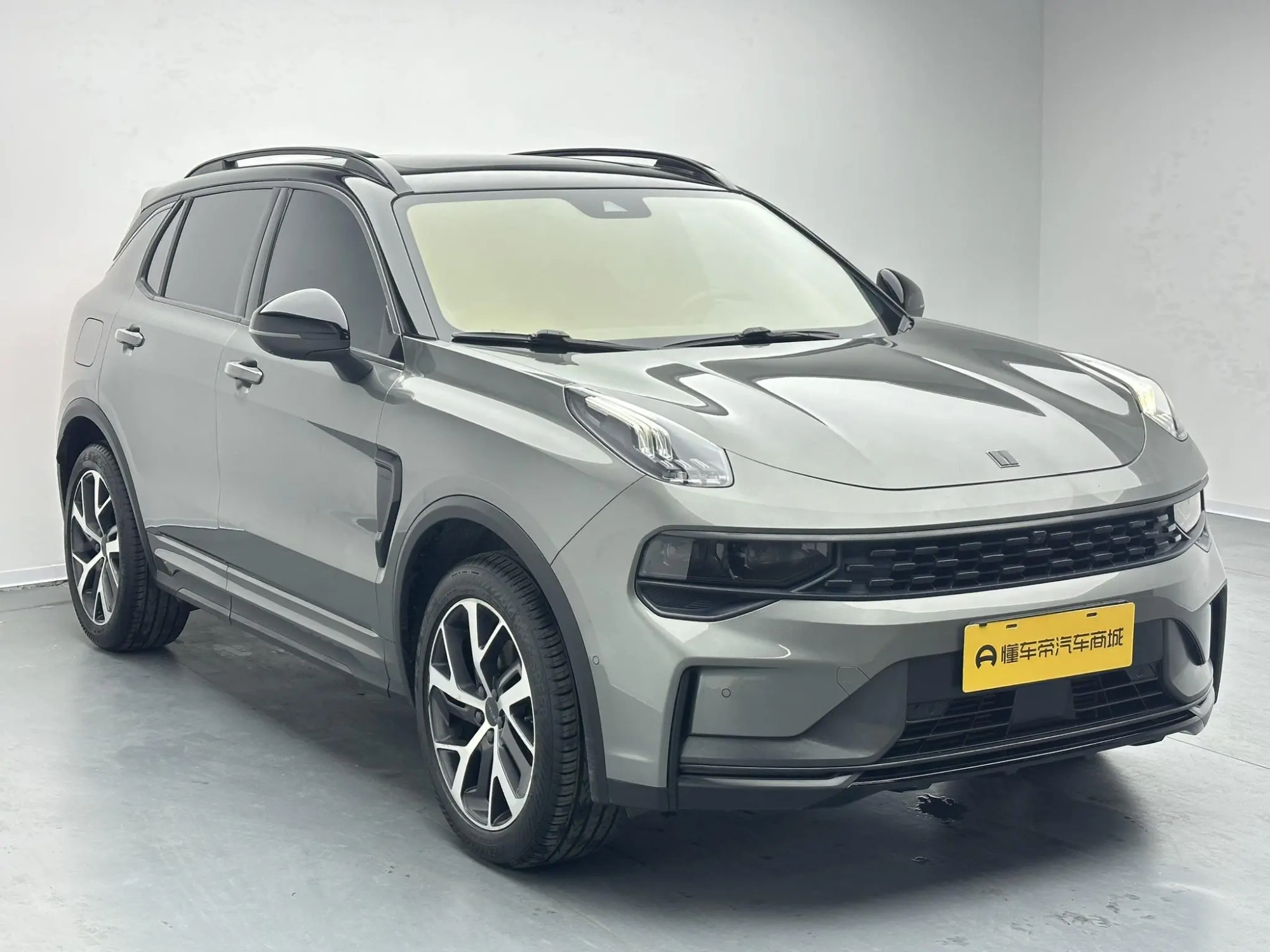 LYNK & CO Lynk 01 2.0TD four-wheel drive Halo