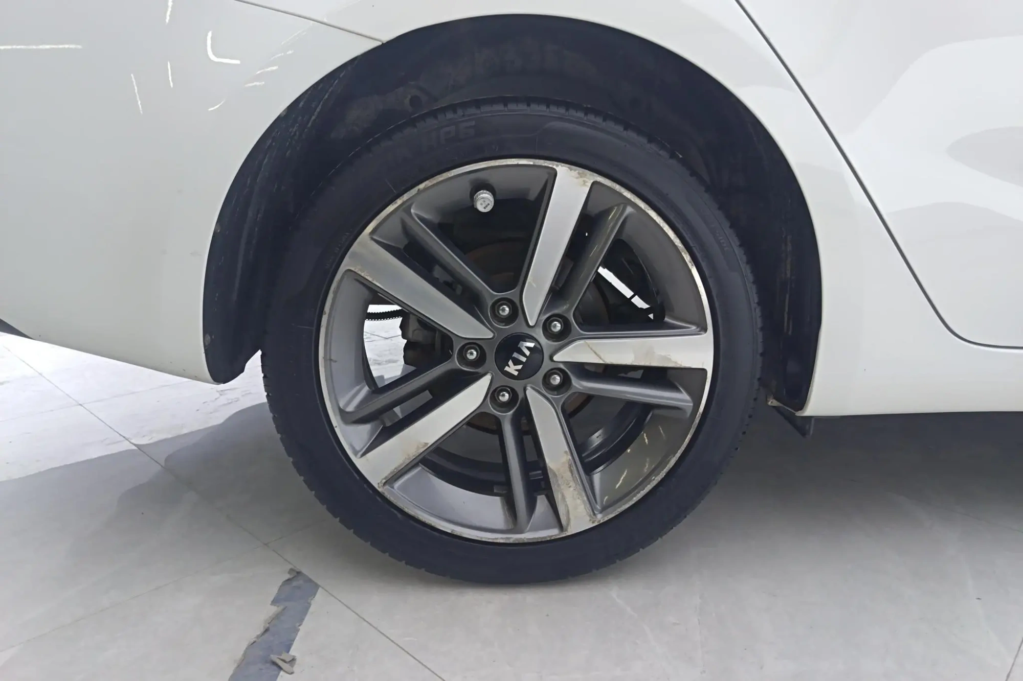 Kia Kia K3 1.6L automatic 15th Anniversary Special Edition GLS