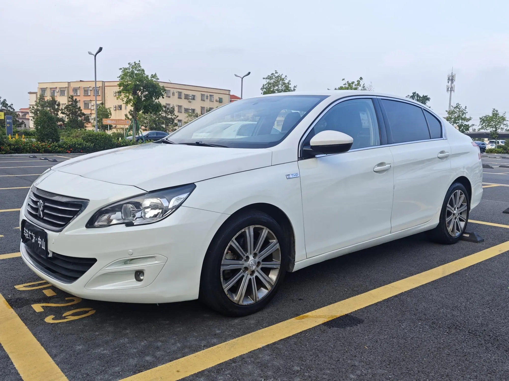 Peugeot Peugeot 408 1.6T Automatic Deluxe Edition