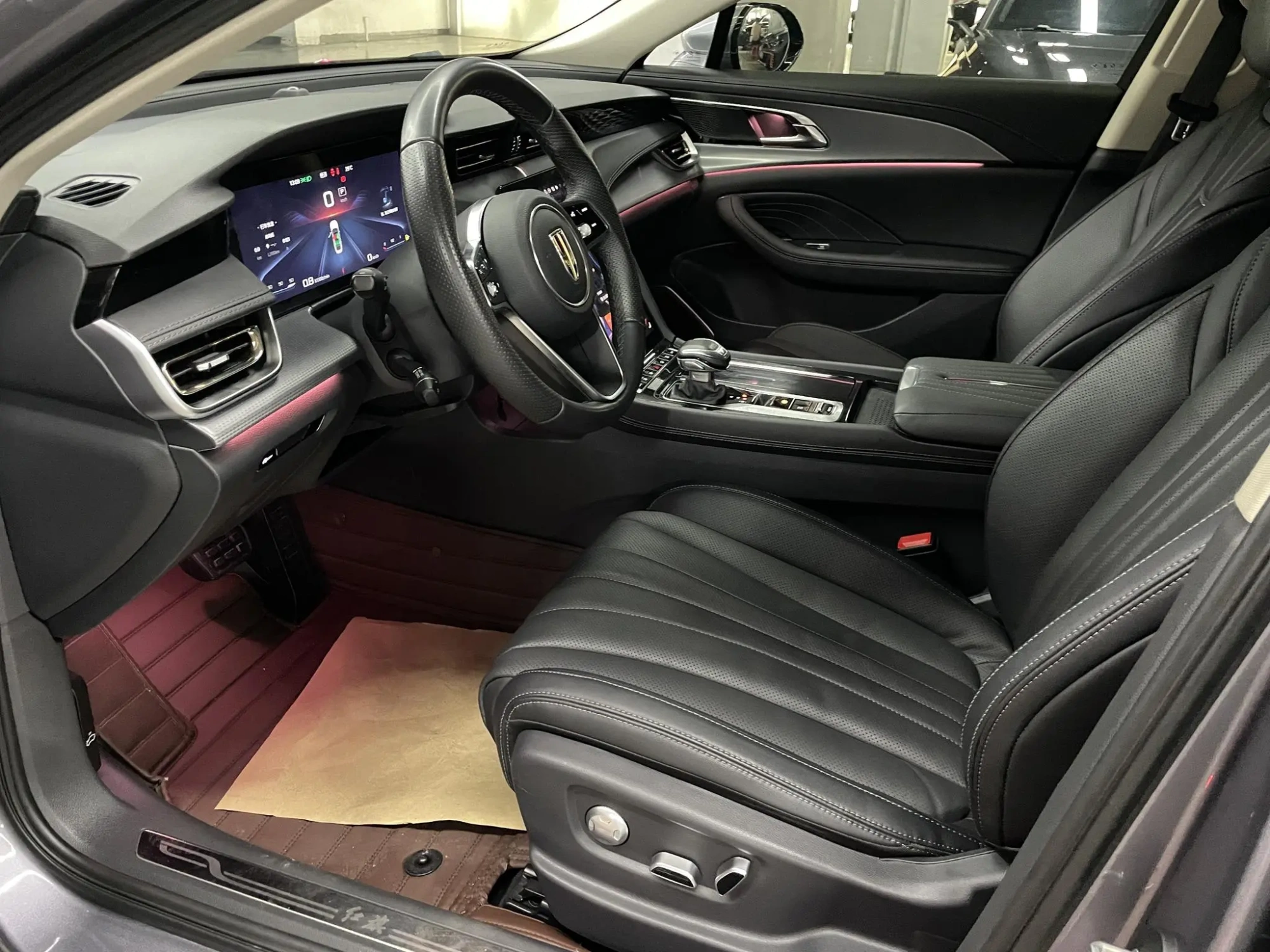Hongqi Hongqi H5 2.0T Automatic Zhilian Qichang Version