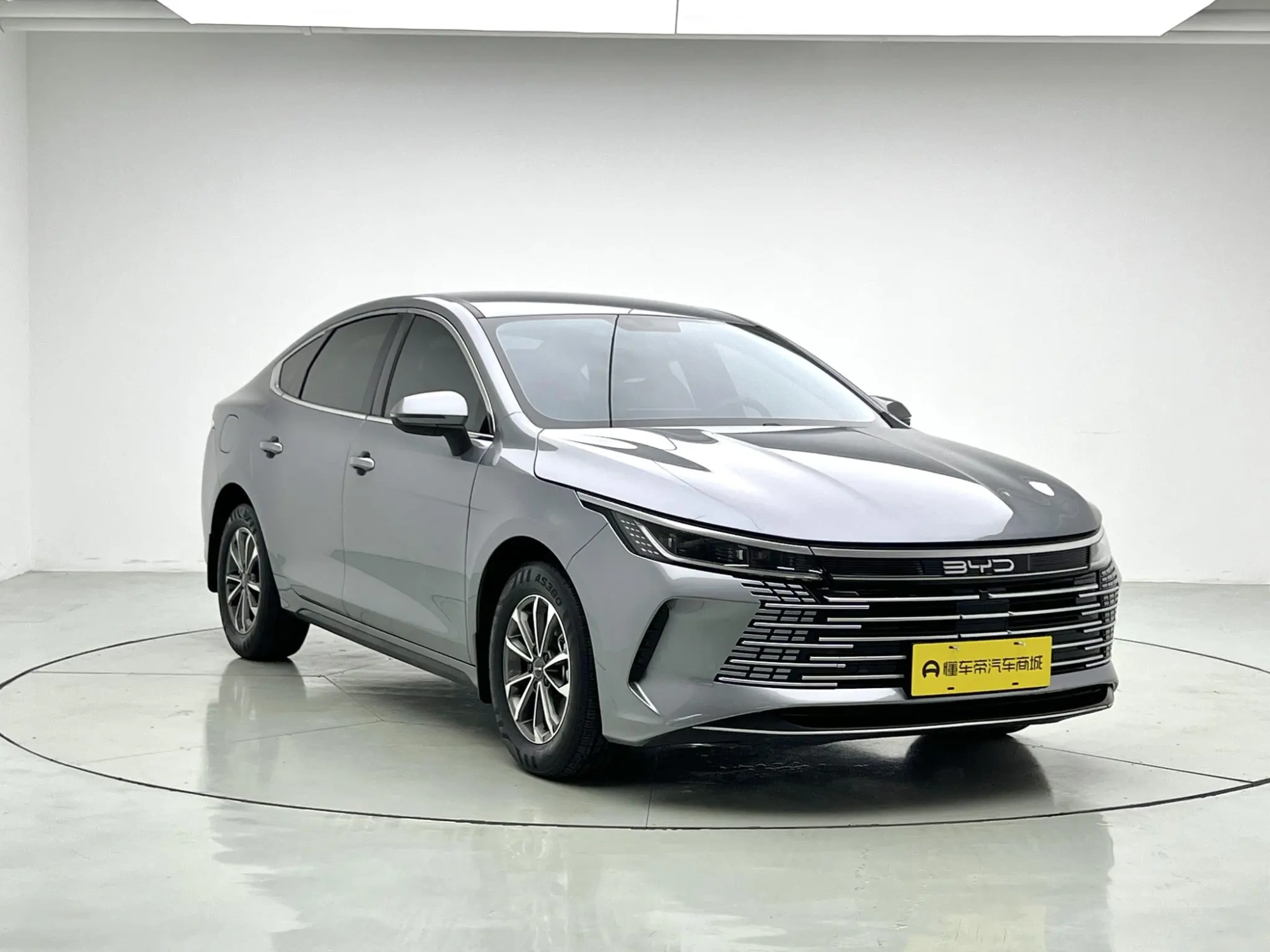 BYD Destroyer 05 DM-i Champion Edition 55KM Luxury