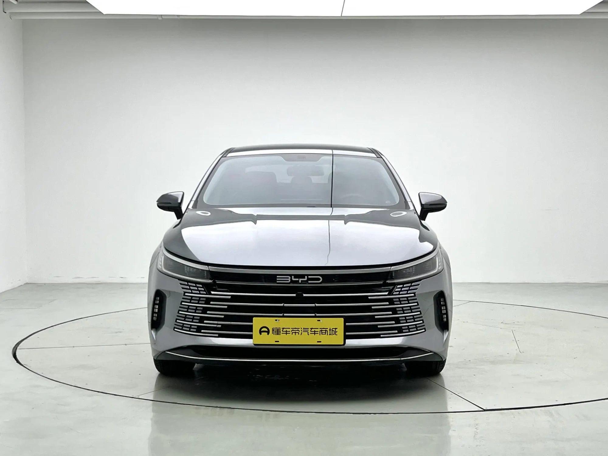 BYD Destroyer 05 DM-i Champion Edition 55KM Luxury