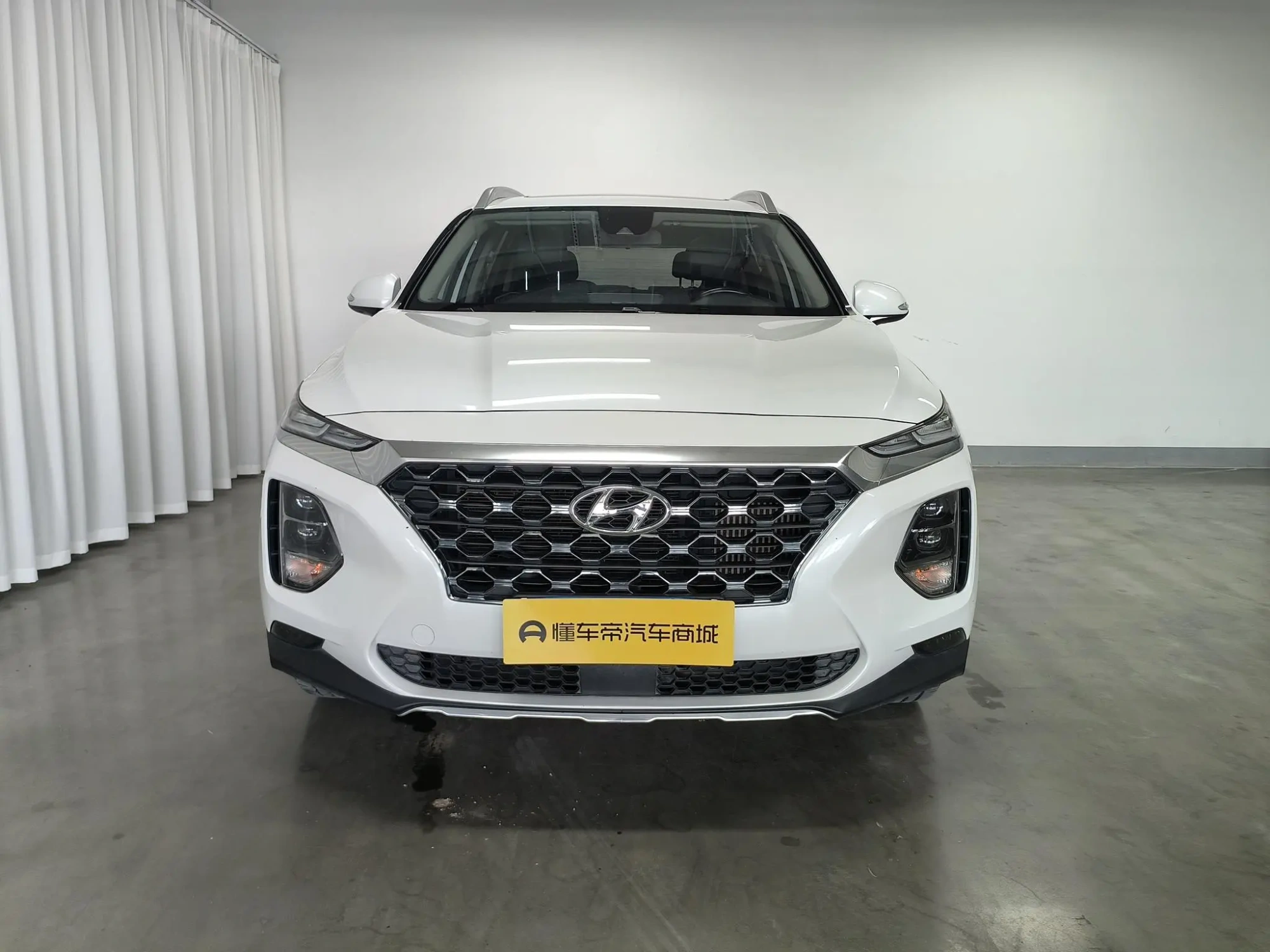 Hyundai Shengda 380 TGDi DLX automatic four-wheel drive Zhizun (HTRAC) country V