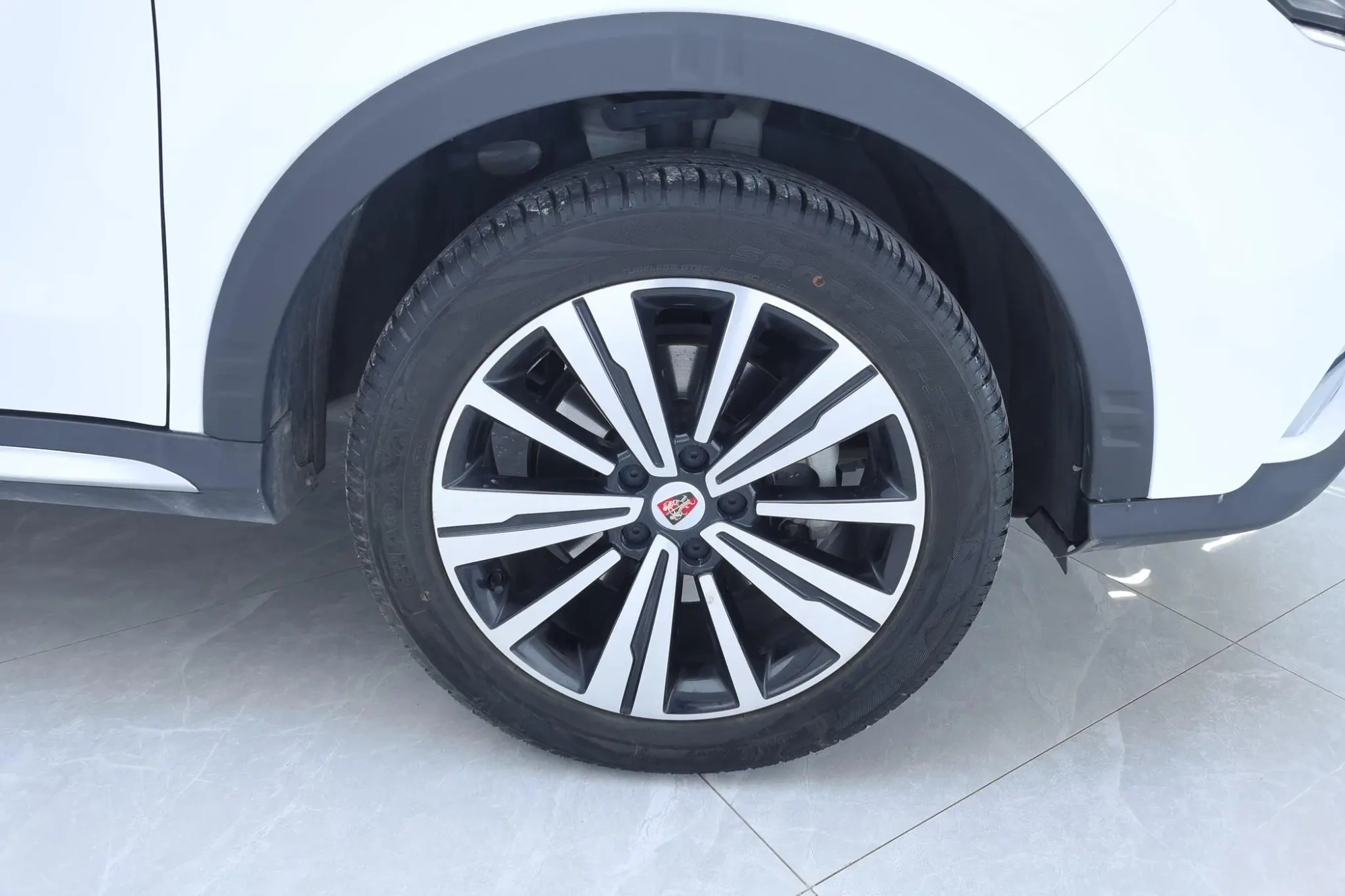 Roewe Roewe RX5 20T two-wheel drive automatic 4G interconnection platinum version