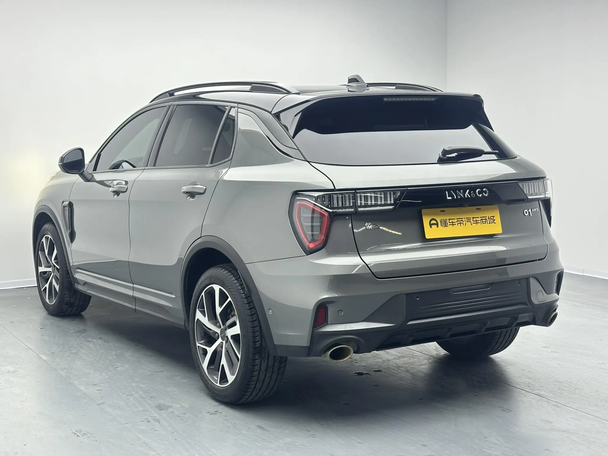 LYNK & CO Lynk 01 2.0TD four-wheel drive Halo
