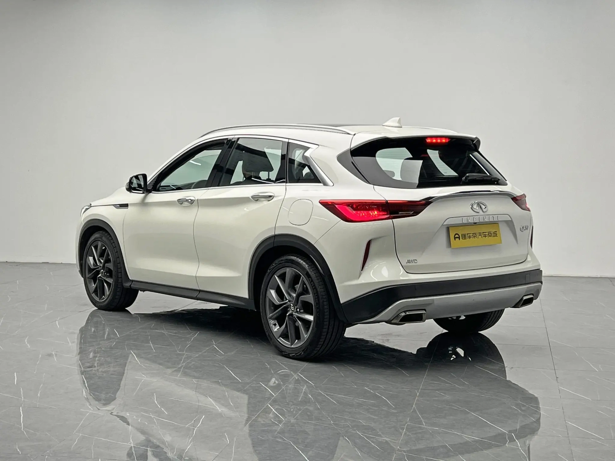Infiniti Infiniti QX50 2.0T four-wheel drive smart version