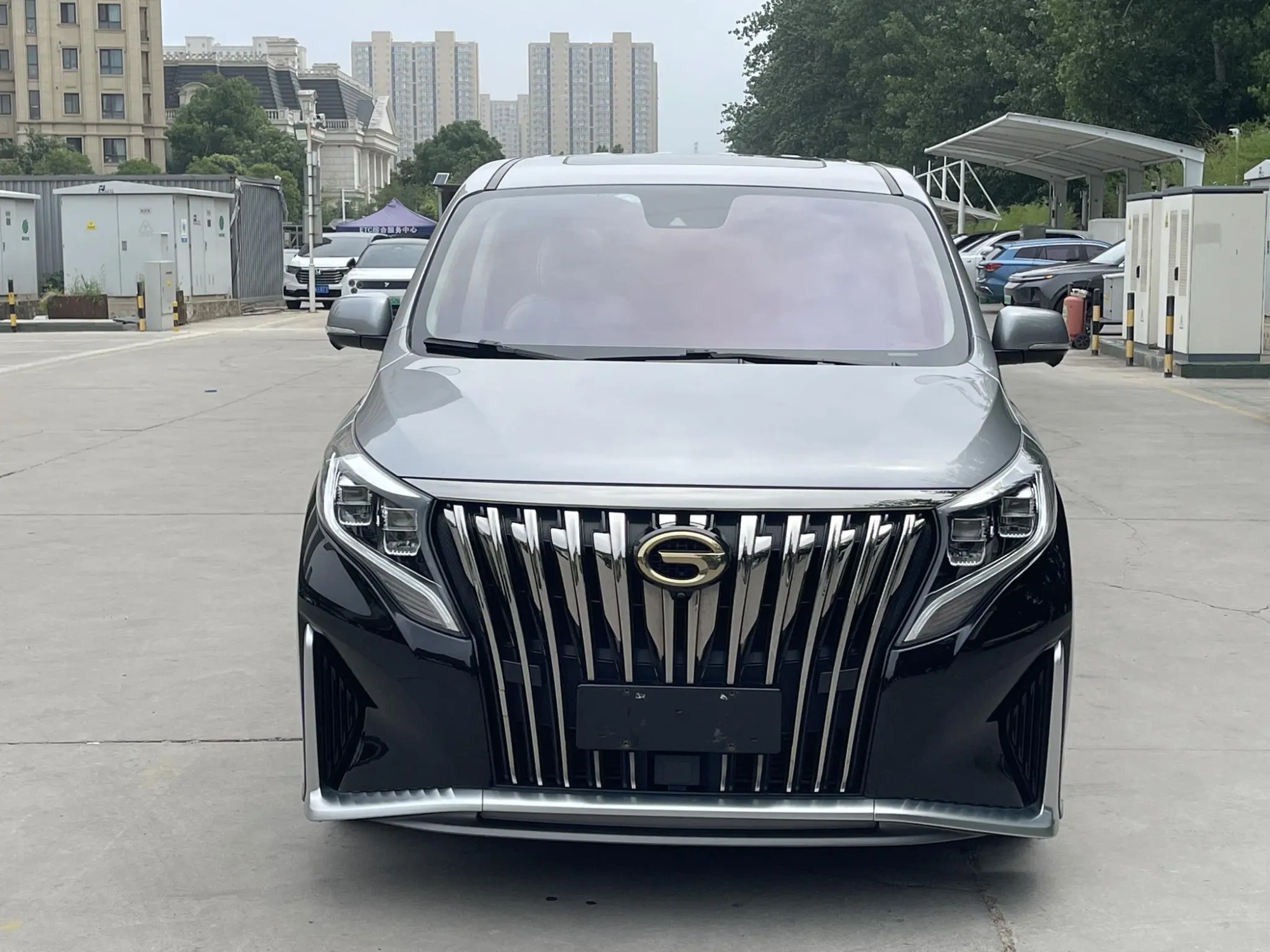 GAC Trumpchi M8 Master Series 390T four-seater Royal Edition