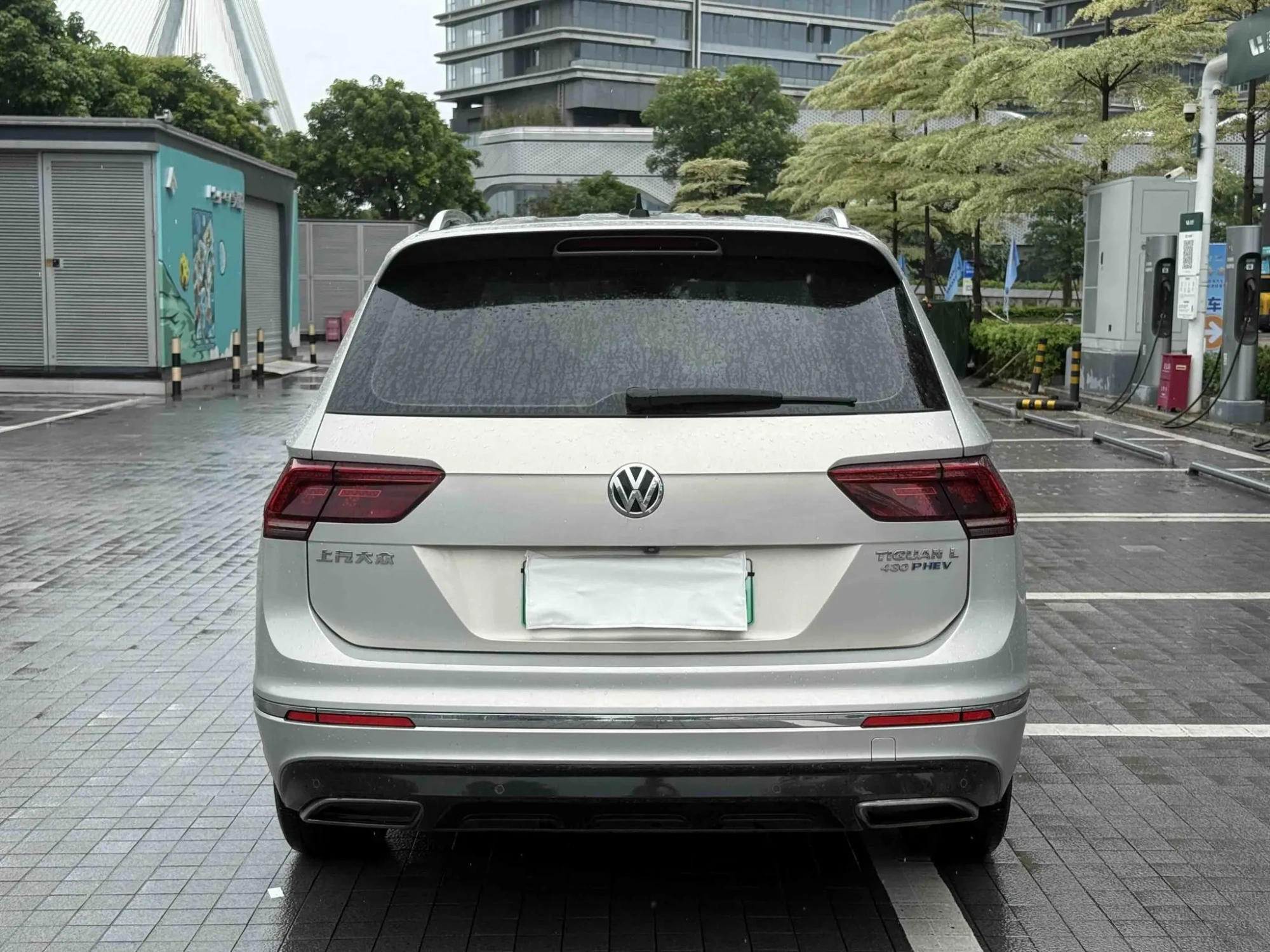 Volkswagen Tiguan L PHEV 430PHEV Hybrid Ultimate Edition