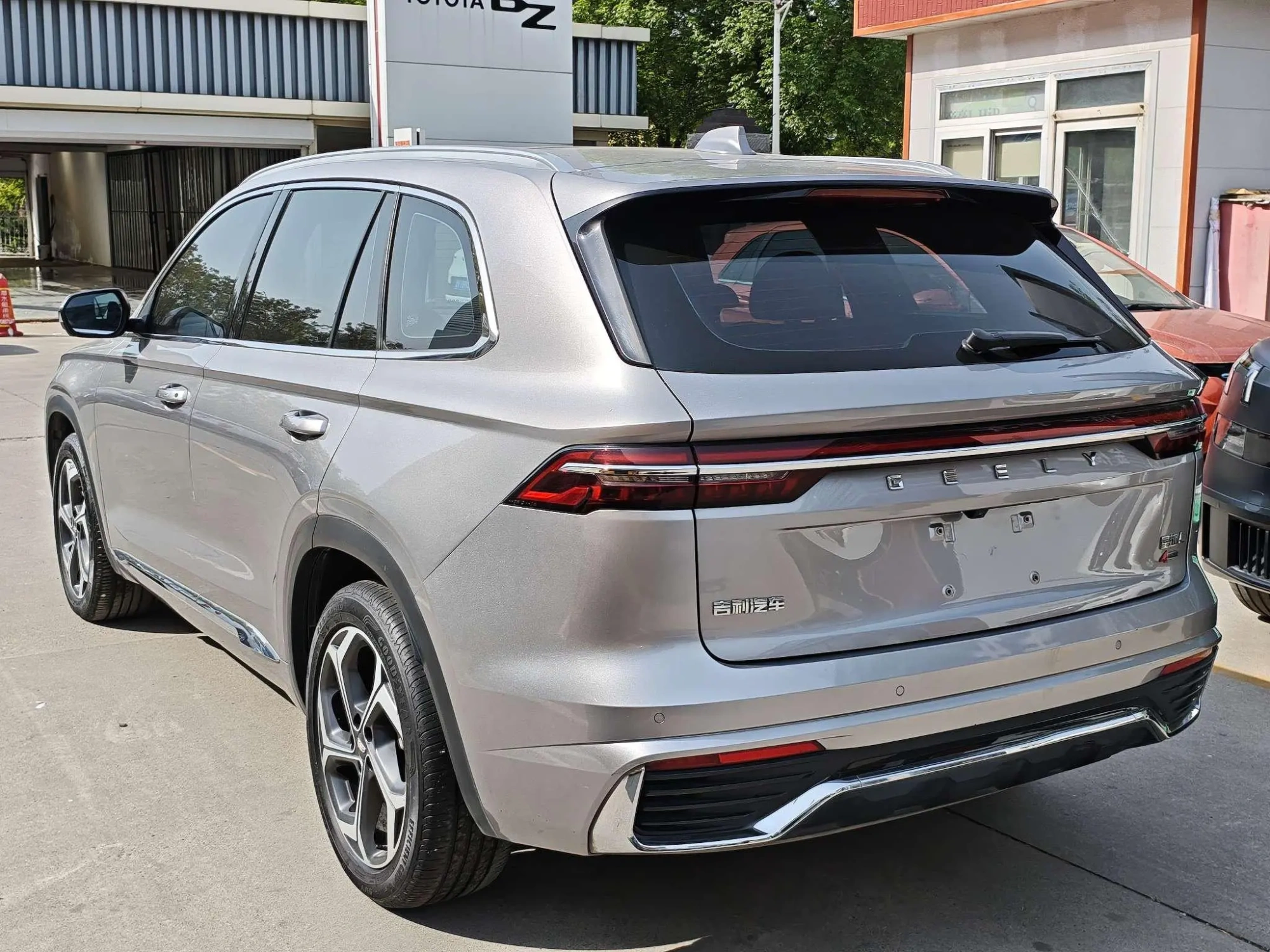 Geely Xingyue L 2.0TD high-power automatic four-wheel drive premium type