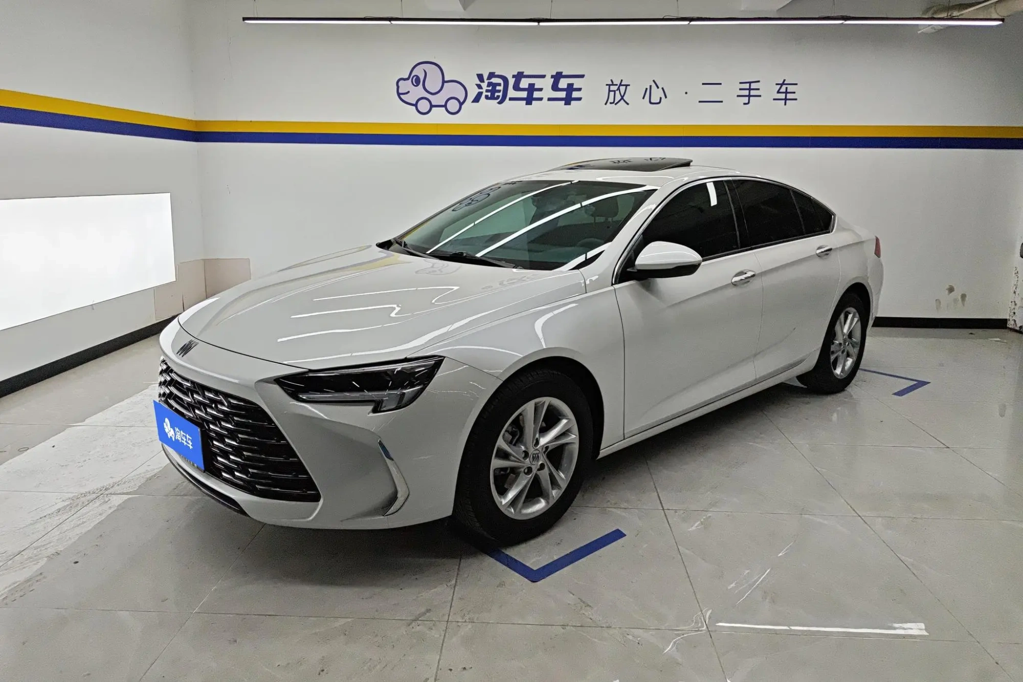 Buick Regal 25T Premium Edition