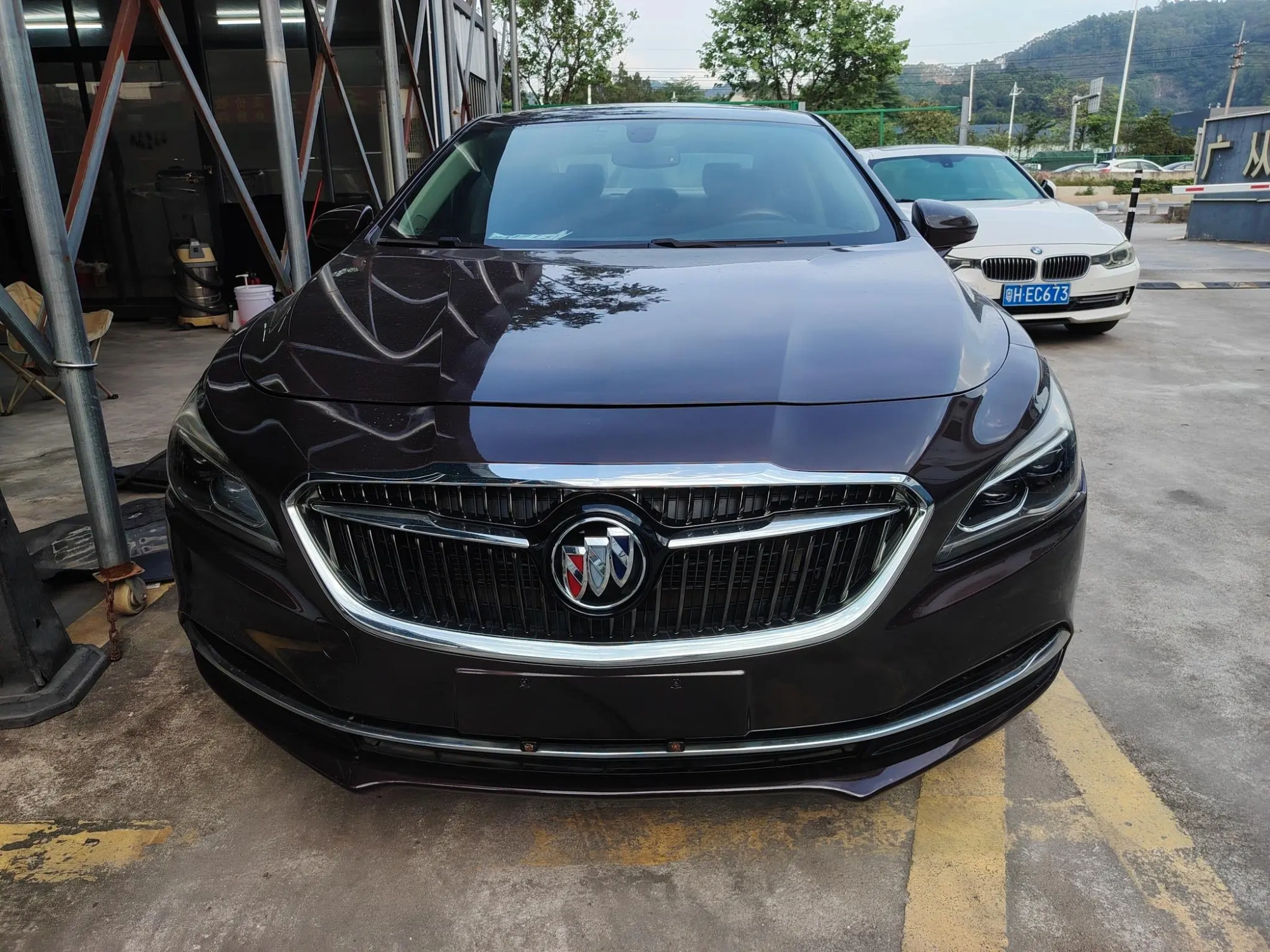 Buick Lacrosse 20T leading type