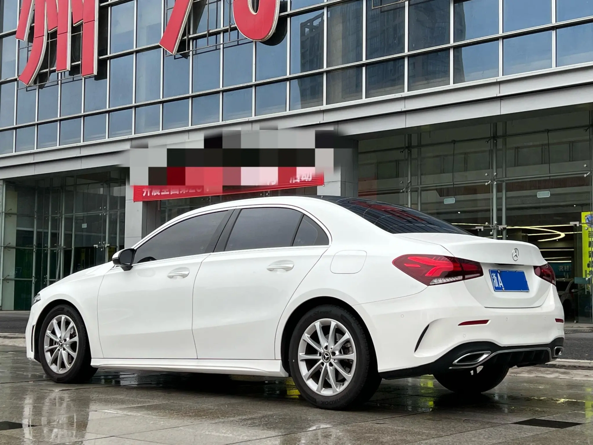Mercedes-Benz Mercedes-Benz A-class A 200 L sports sedan dynamic Version