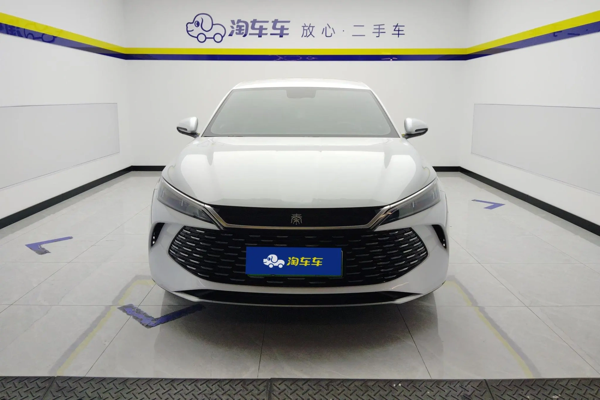 BYD Qin L DM DM-i 80KM leading type