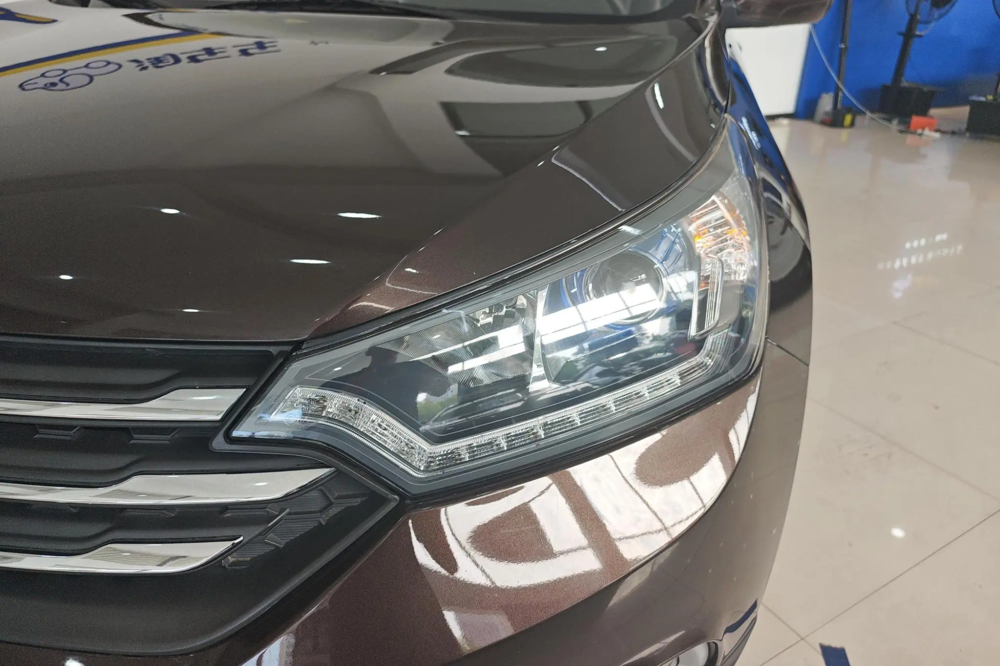 Dongfeng Fengshen Dongfeng Fengshen AX7 1.4T manual Zhiyue type