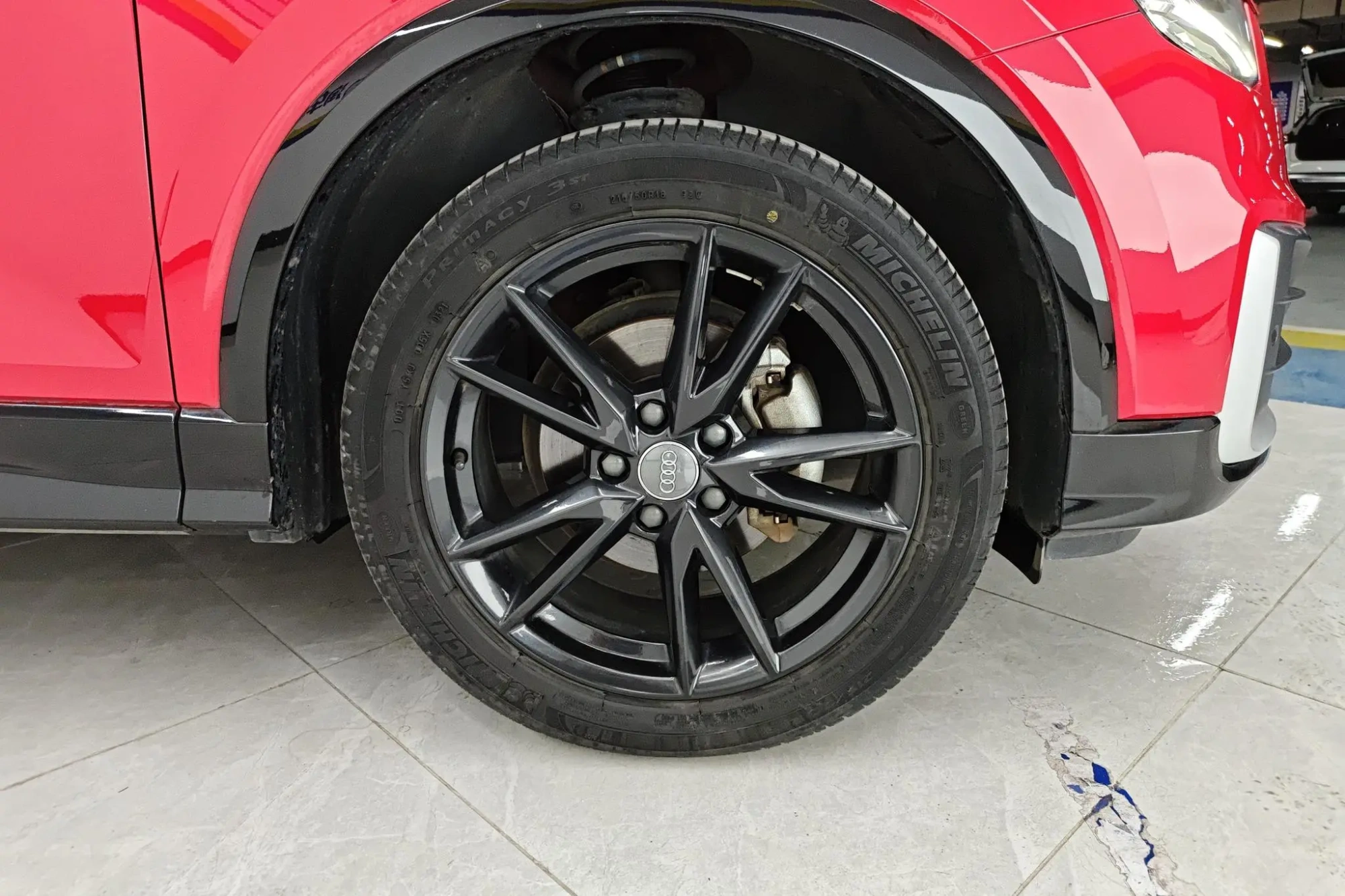 Audi Audi Q2L 35TFSI aggressive dynamic type