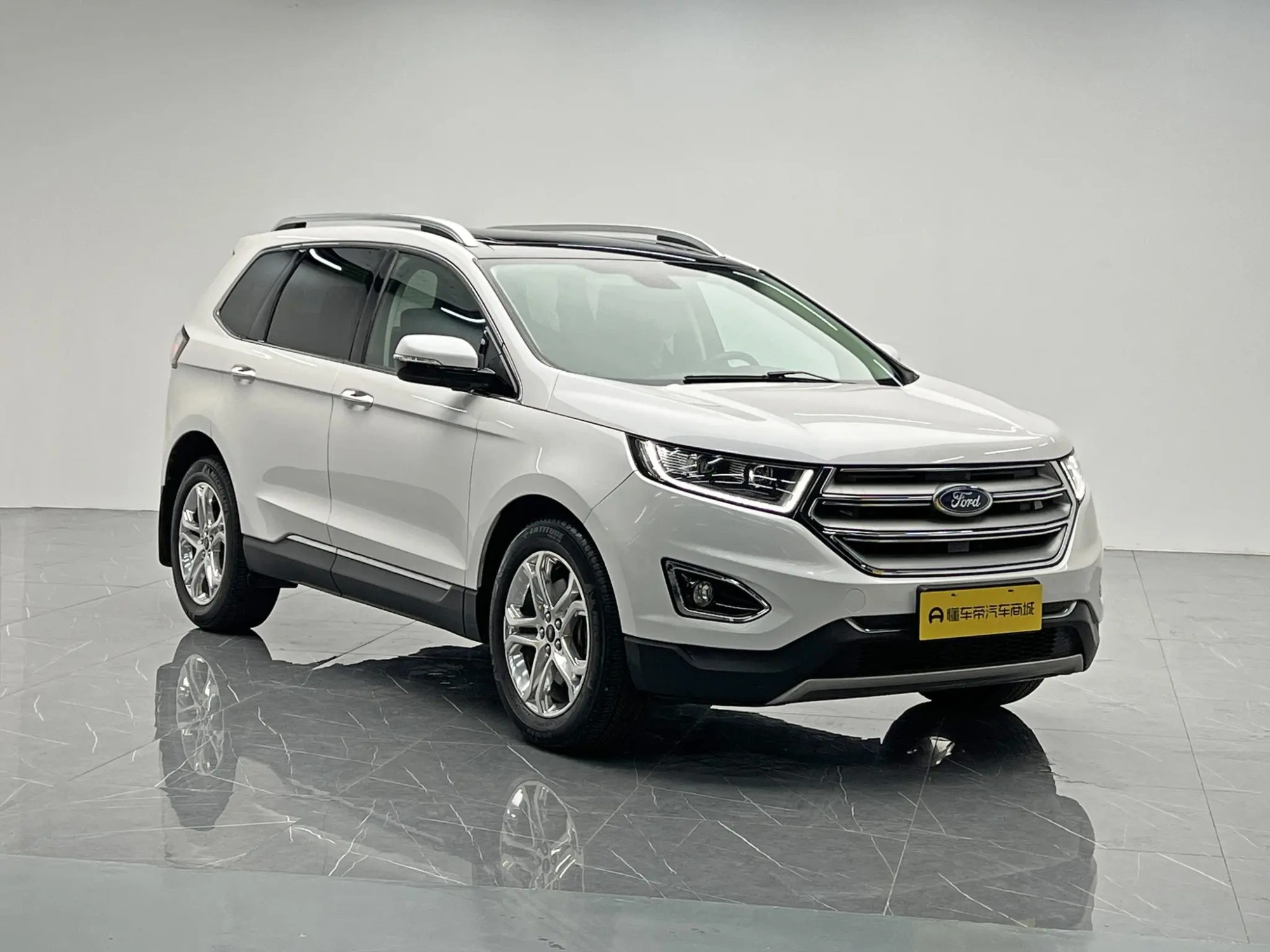 Ford Sharp World EcoBoost 245 two-wheel drive Hao Rui type 7-seater country V