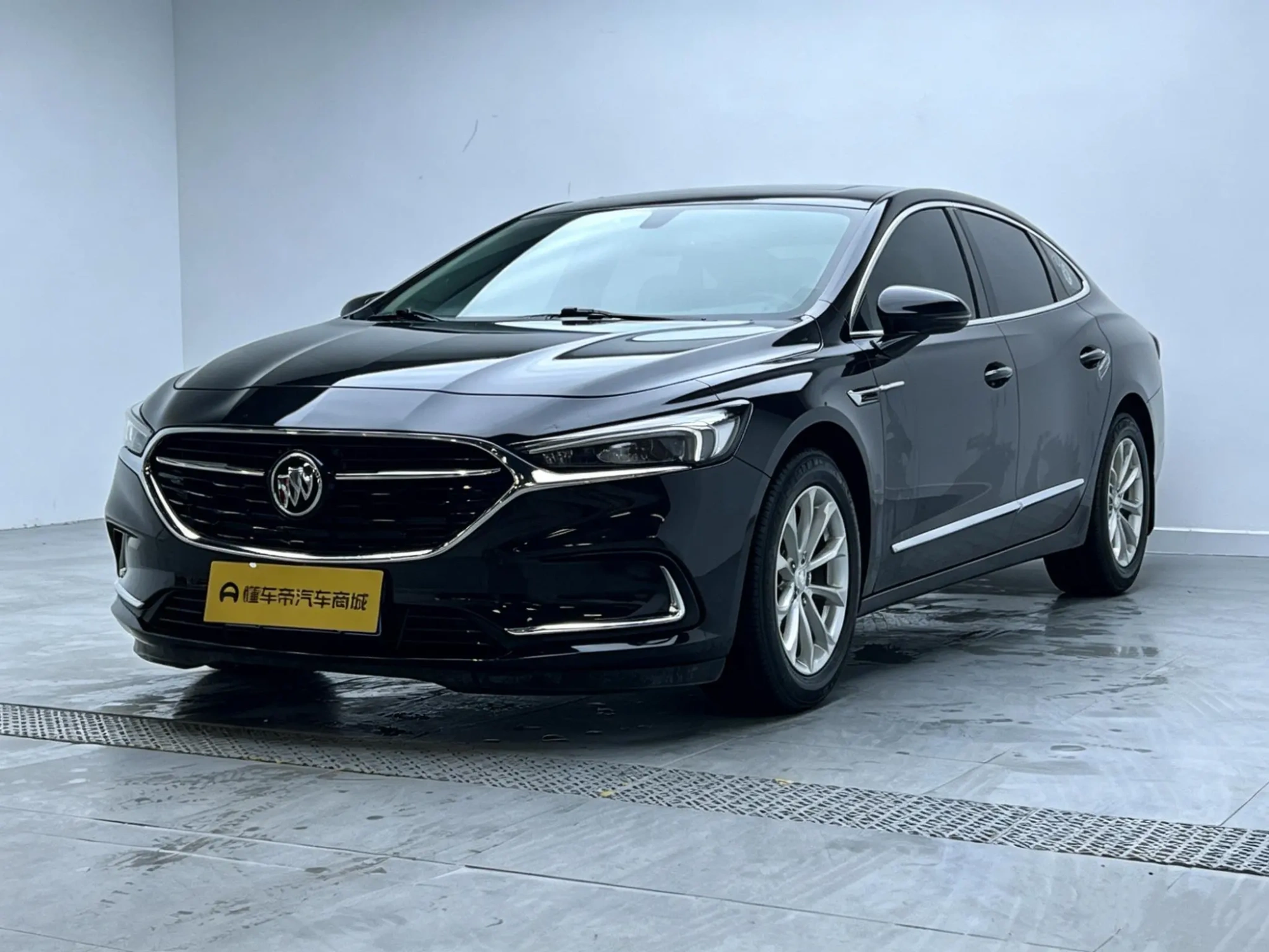 Buick Lacrosse 552T luxury