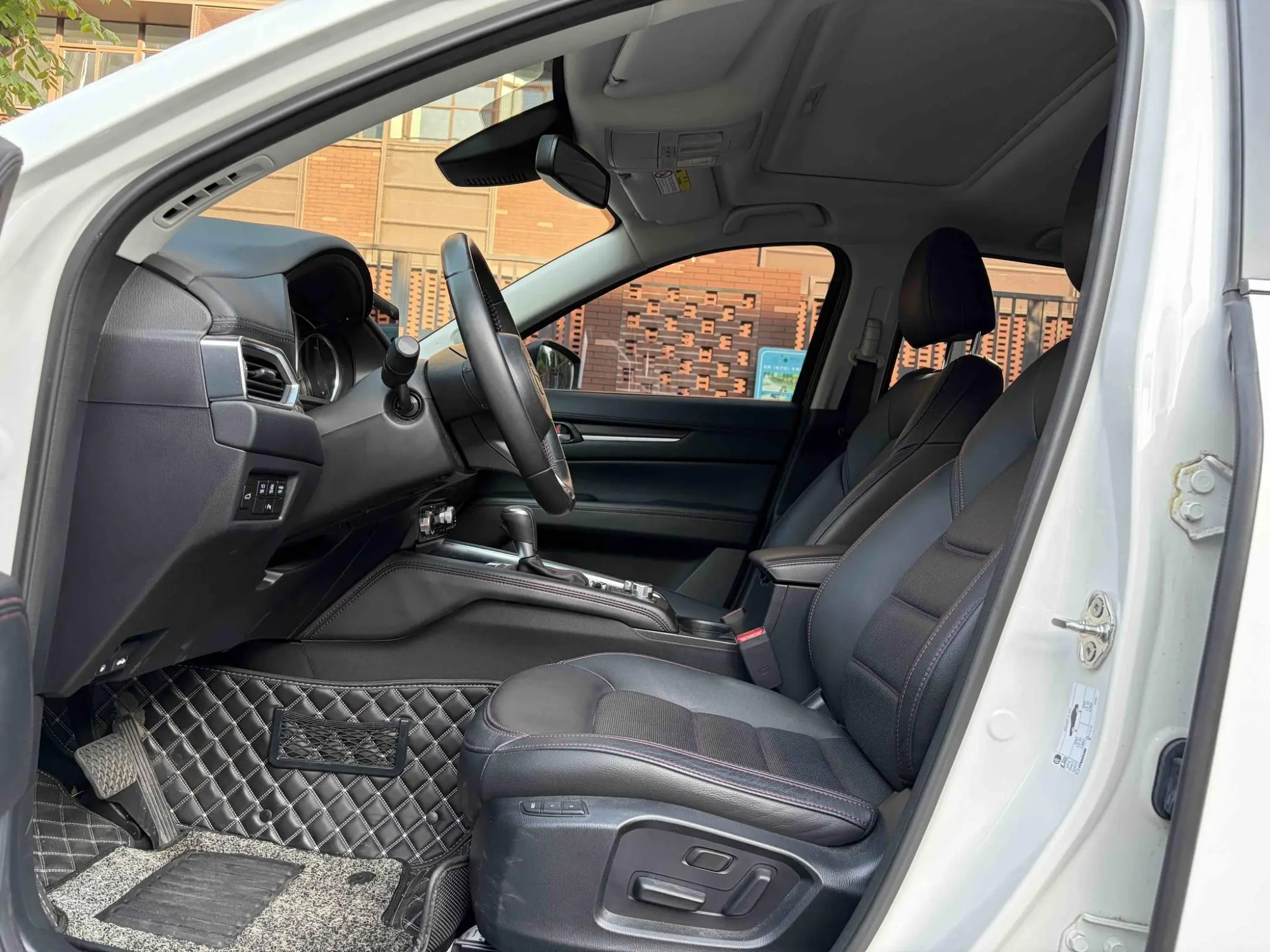 Mazda Mazda CX-5 2.5L automatic two-wheel drive Black Knight type