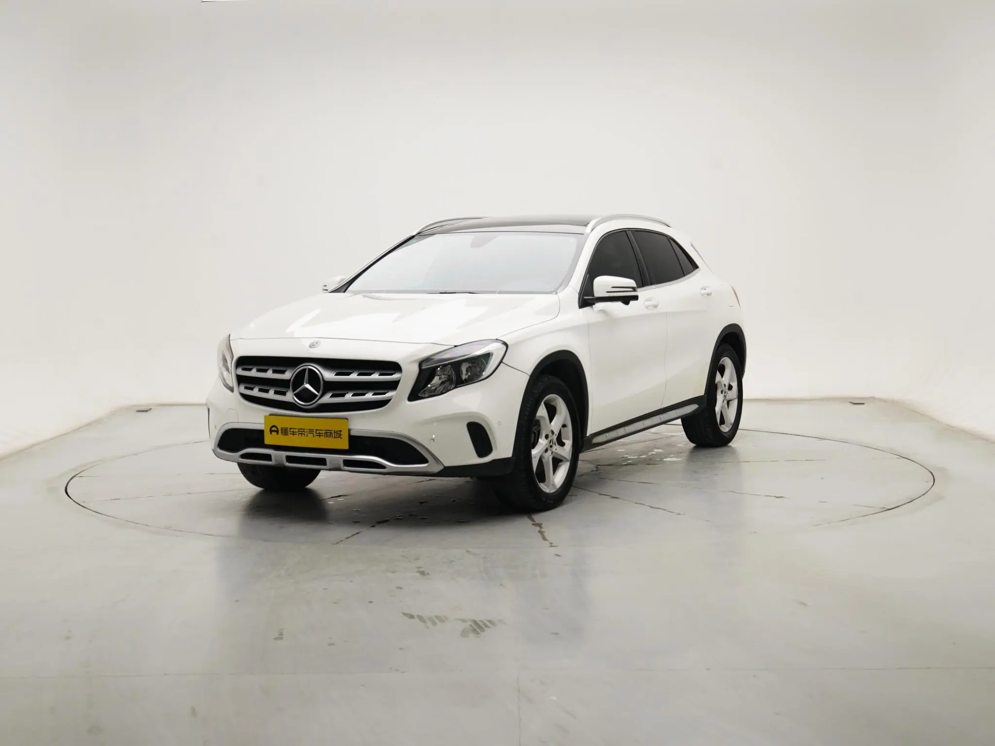 Mercedes-Benz Mercedes-Benz GLA GLA 200 dynamic type