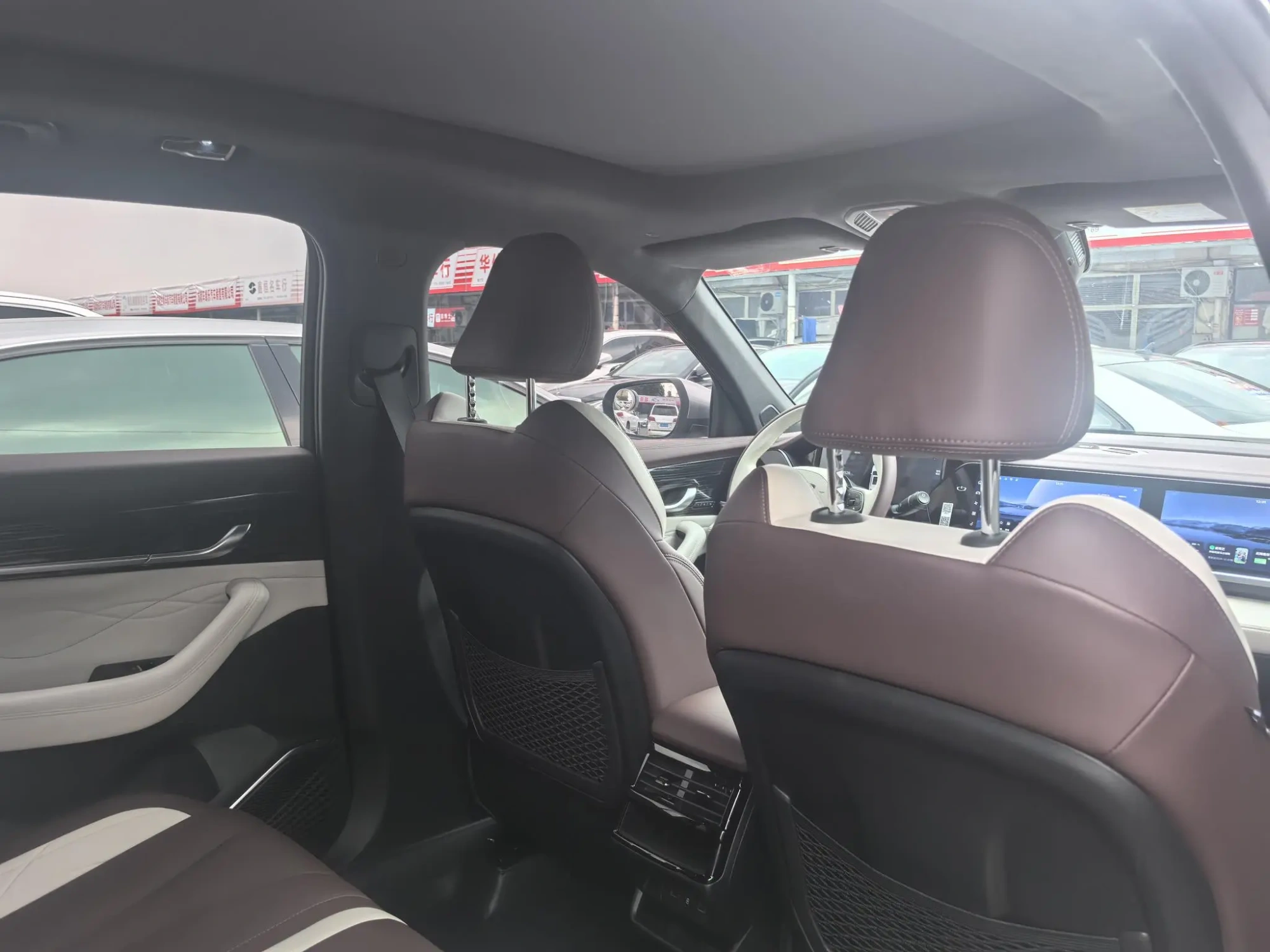 Geely Xingyue L 2.0TD DCT EVO two-wheel drive premium type
