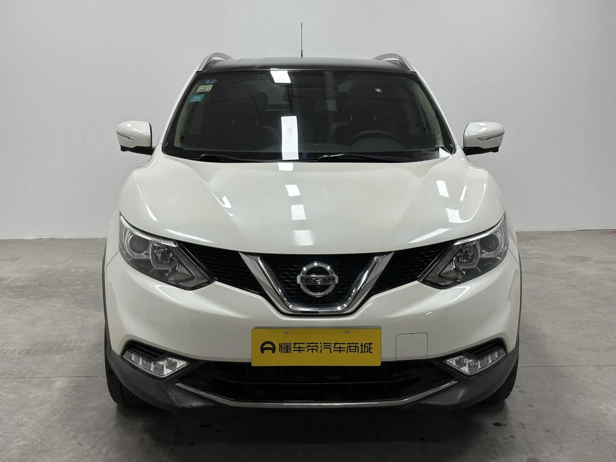 Nissan Qashqai 2.0L CVT Deluxe Edition