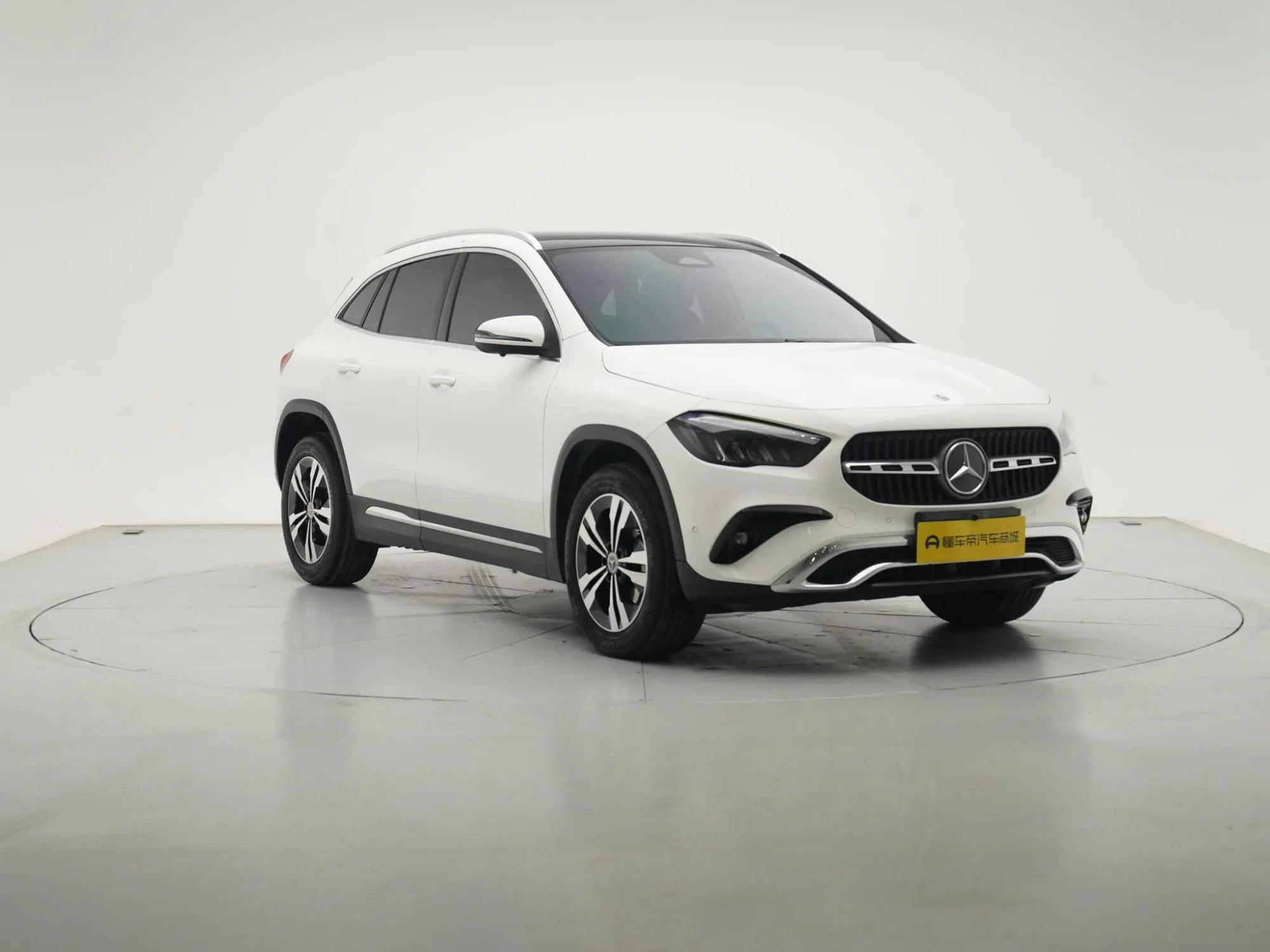 Mercedes-Benz Mercedes-Benz GLA GLA 200