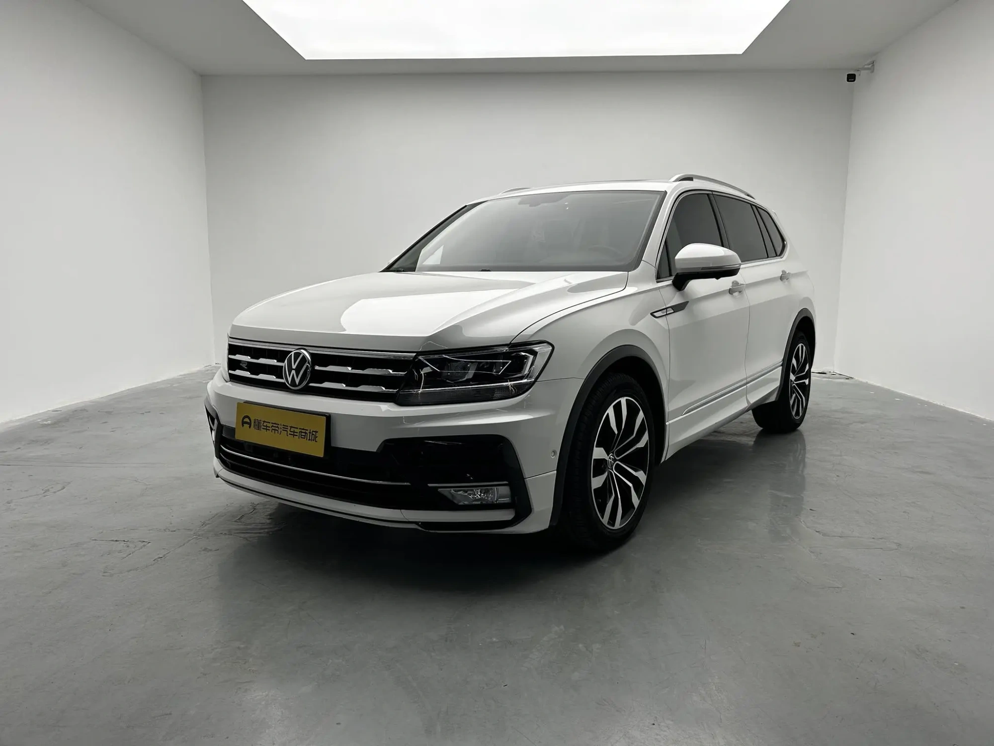 Volkswagen Tiguan L 330TSI automatic two-wheel drive R-Line Premium edition