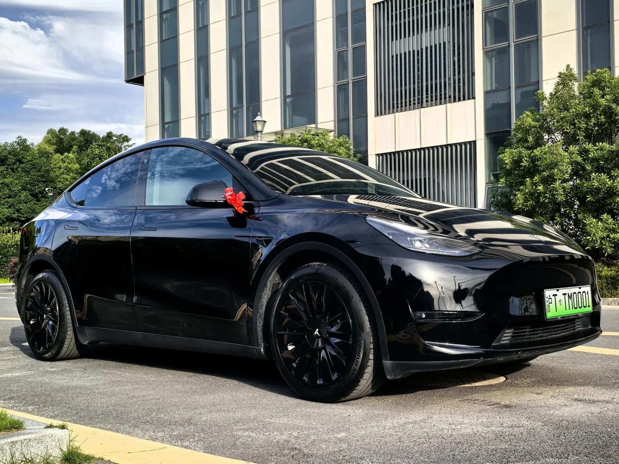 Tesla Model Y Standard battery life, rear-wheel drive version