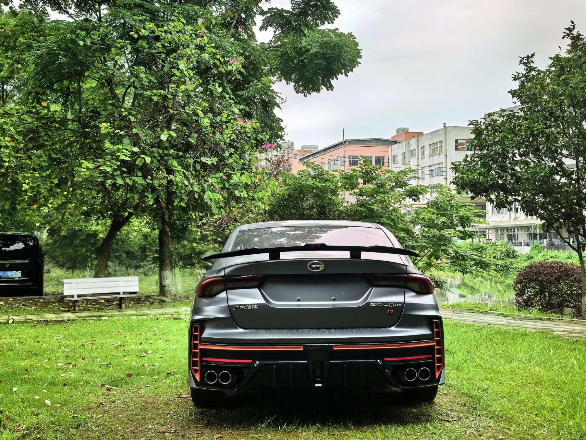 GAC Shadow Leopard 270T J16 R-Style track version