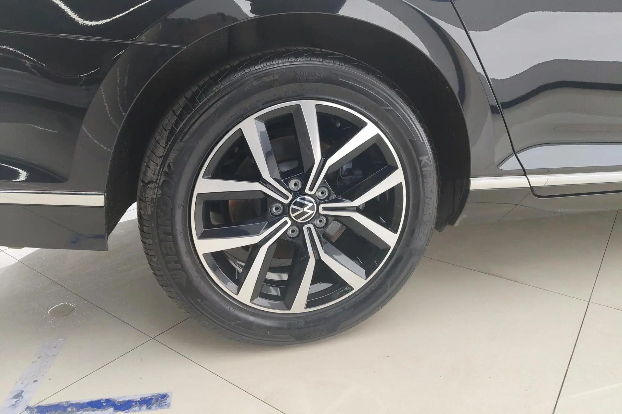 Volkswagen Magotan 330TSI DSG leading type