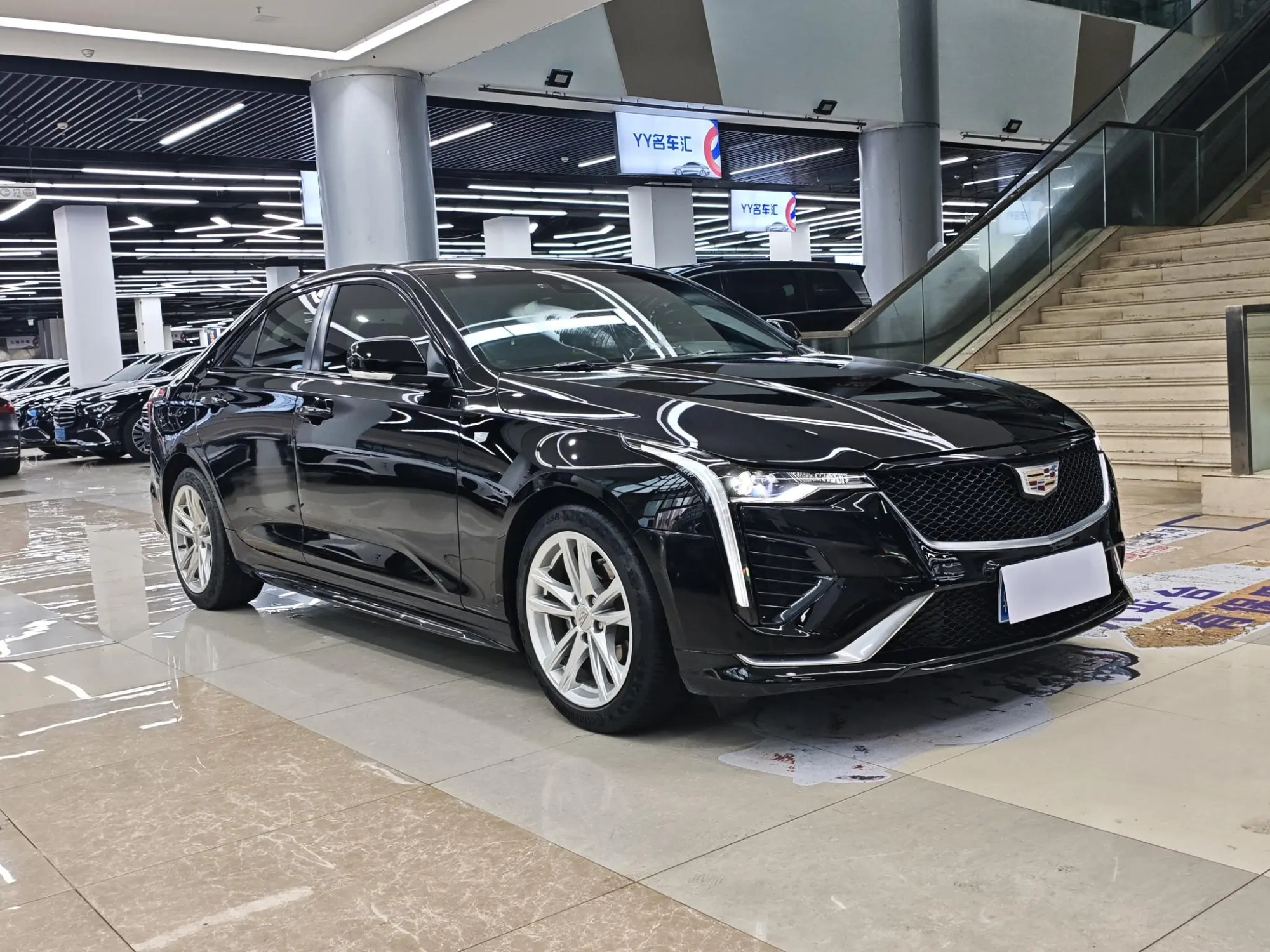 Cadillac Cadillac CT4 28T fashion type