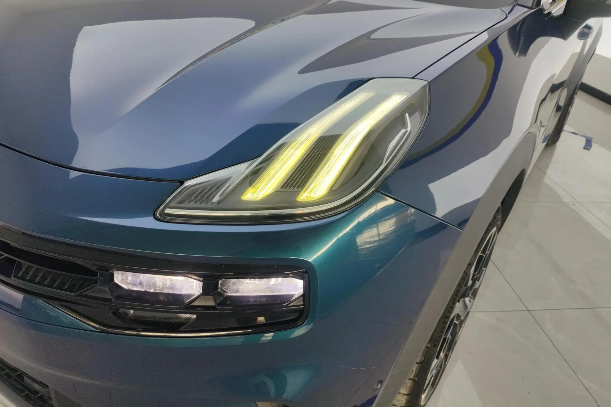 LYNK & CO Lynk 06 1.5T Yao Halo