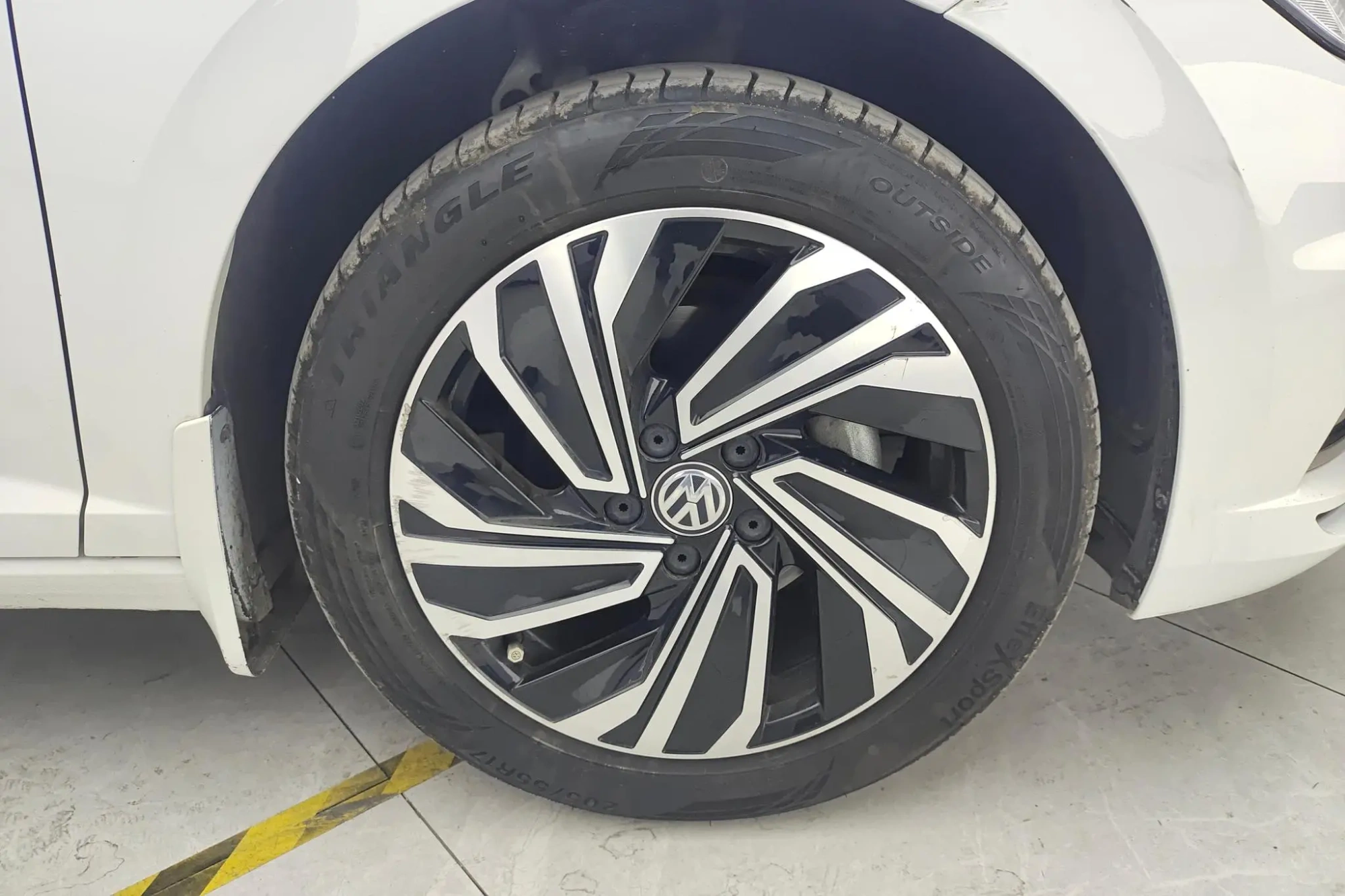 Volkswagen Sagitar 280TSI DSG Beyond Edition