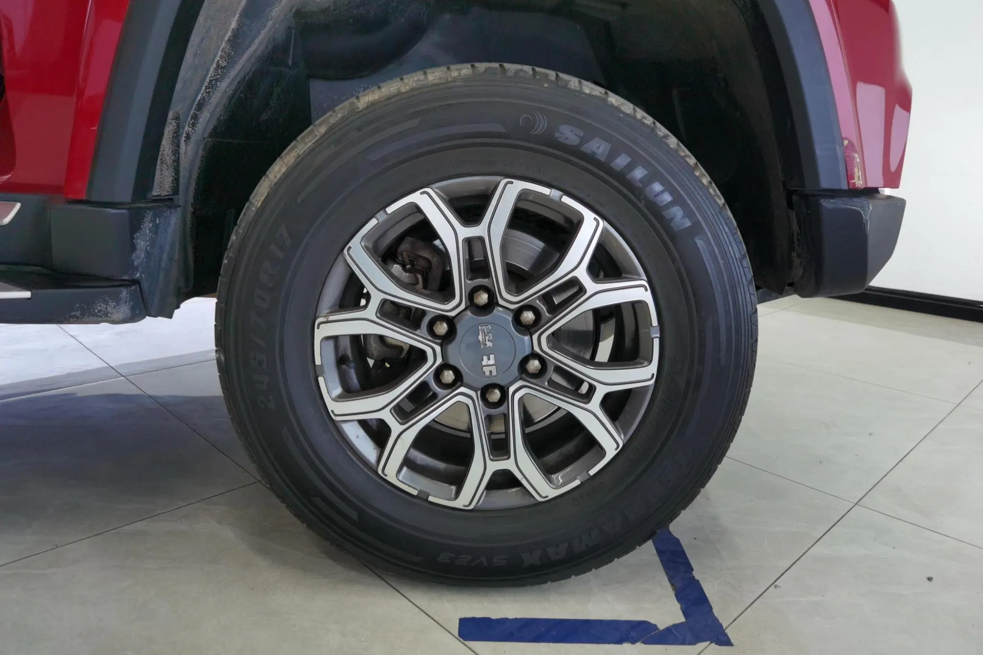Beijing Beijing off-road BJ40 2.0T automatic four-wheel drive City Hunter Edition Extreme type