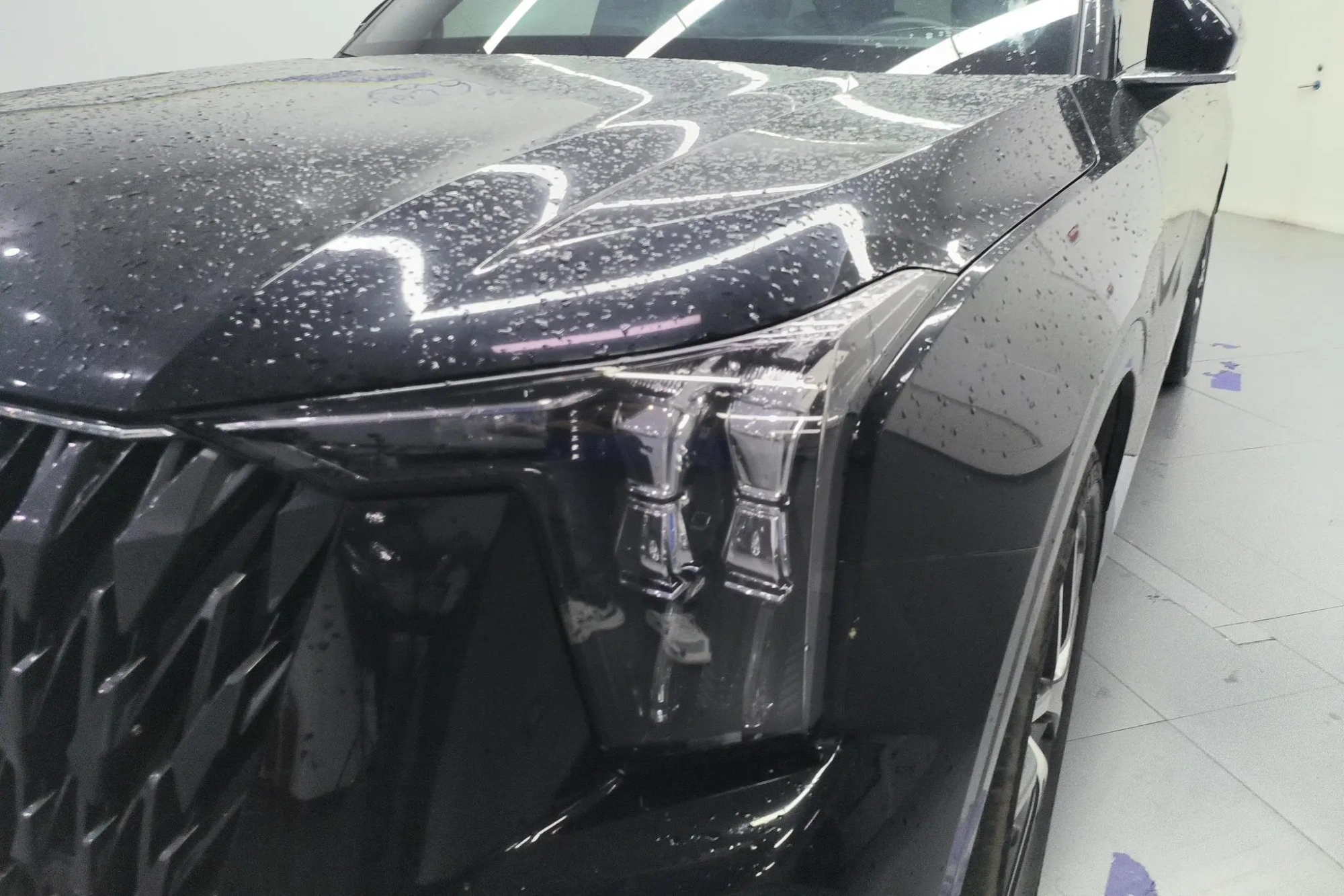 GAC Trumpchi GS8 Dual engine series 2.0TM hybrid two-wheel drive Premium version 6 seats