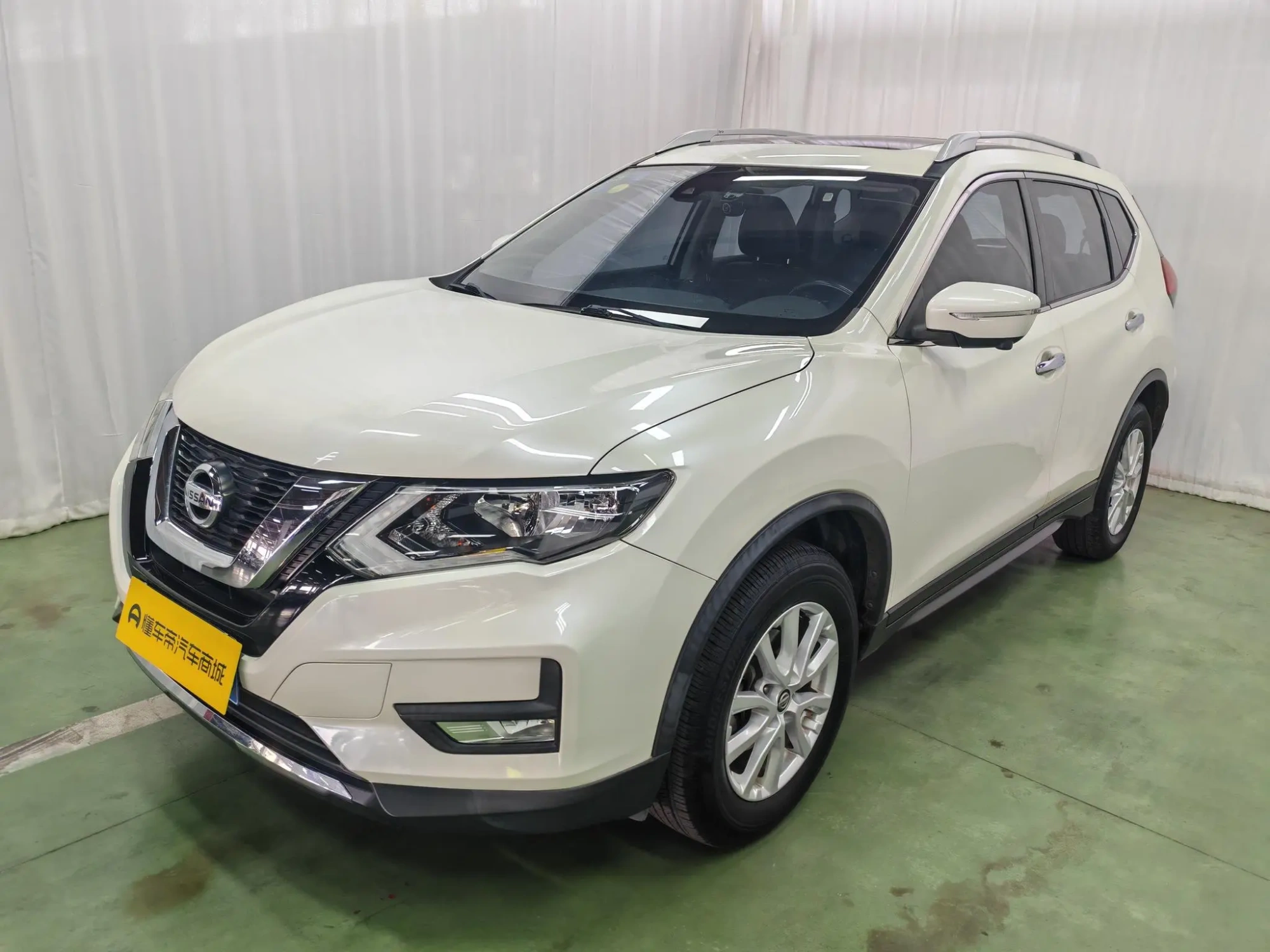 Nissan Qijun 2.0L CVT Zhilian Comfort Edition 2WD