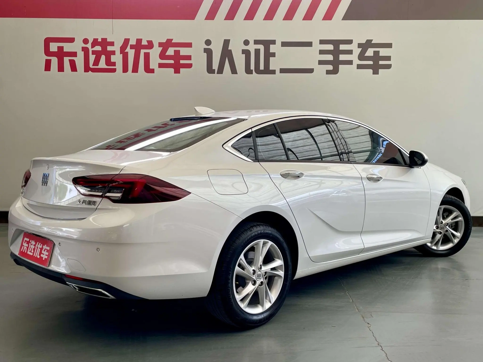Buick Regal 25T Premium Edition