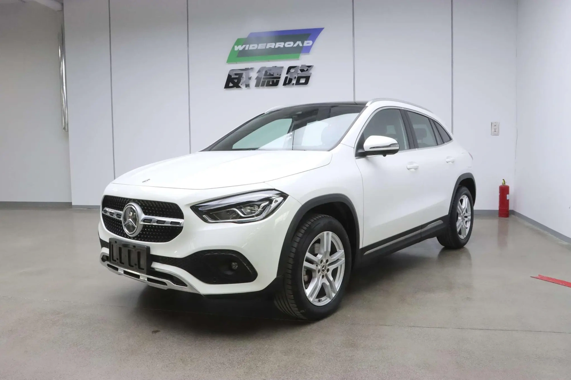 Mercedes-Benz Mercedes-Benz GLA Second facelift GLA 200