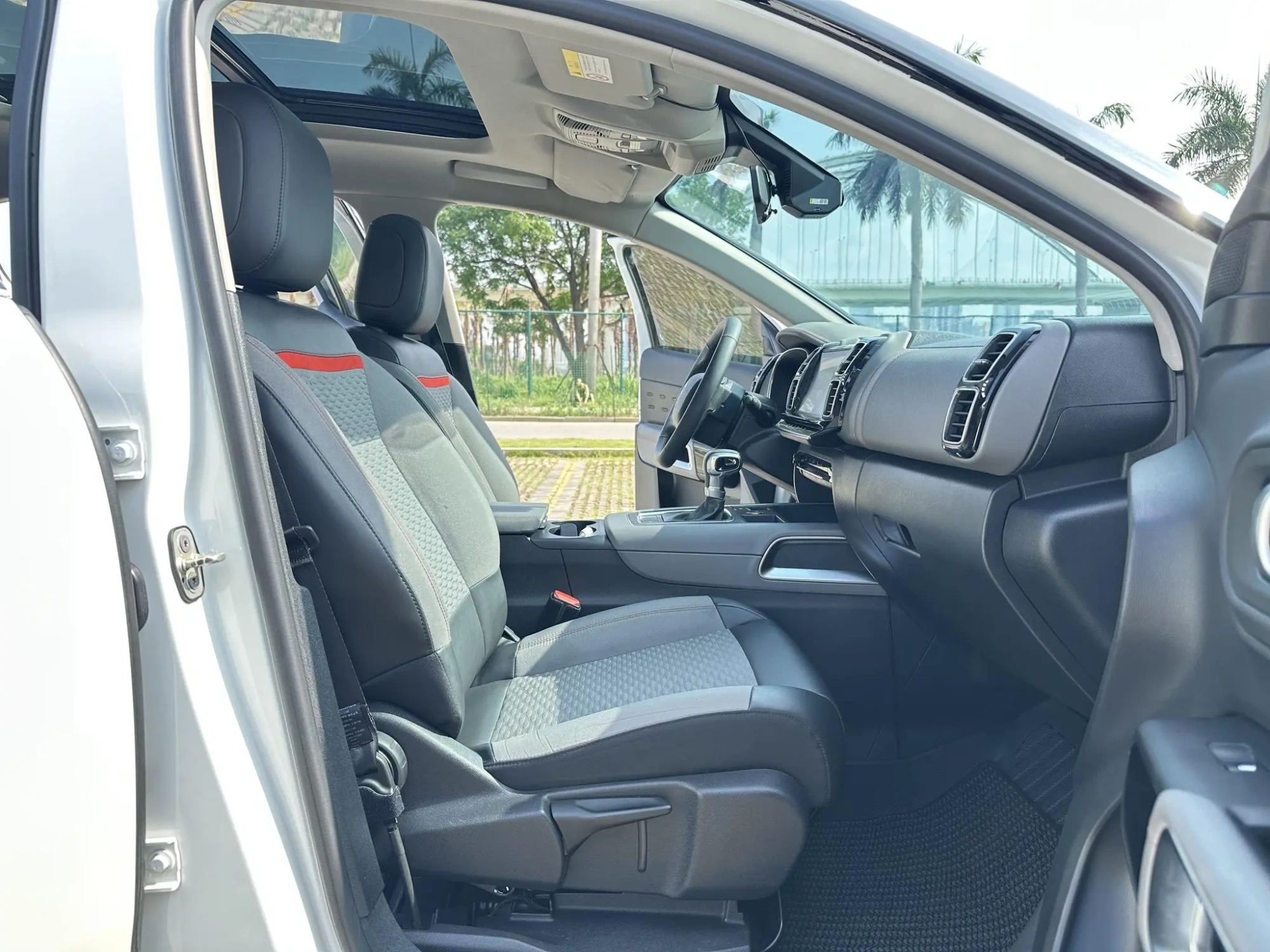 Citroen Tianyi C5 AIRCROSS 350THP fashion type