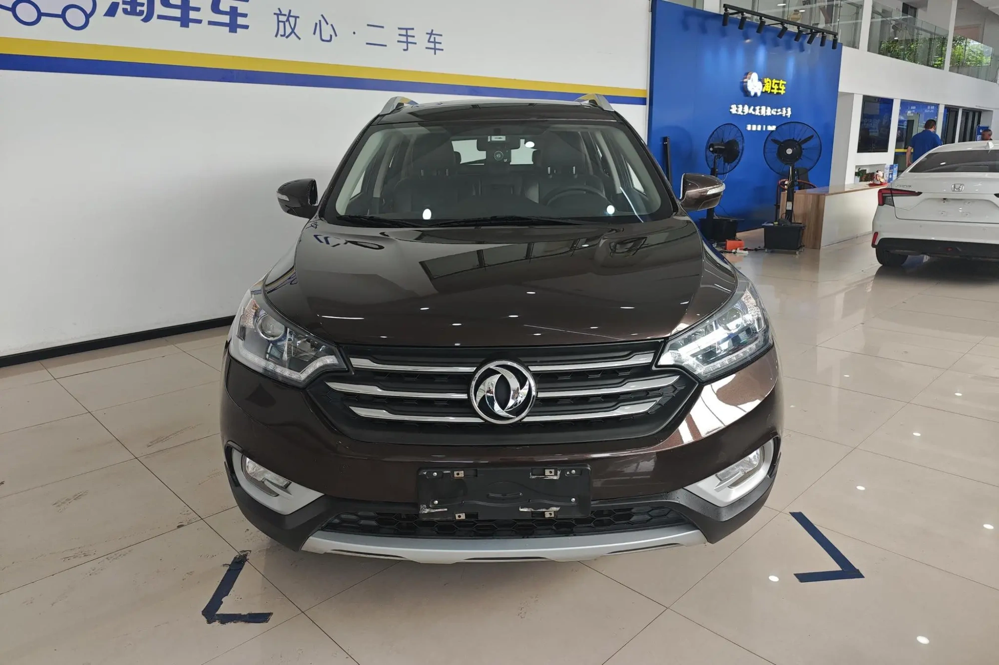 Dongfeng Fengshen Dongfeng Fengshen AX7 1.4T manual Zhiyue type